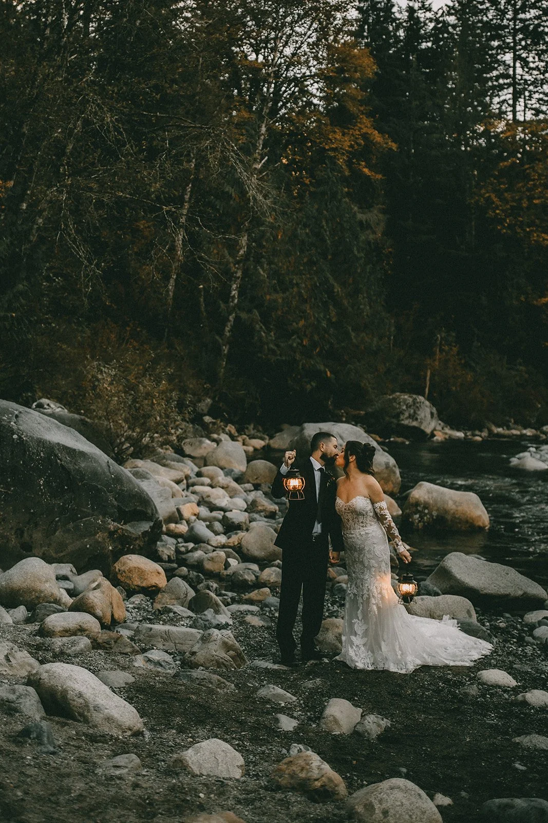 elopement photos with lanterns vancouver