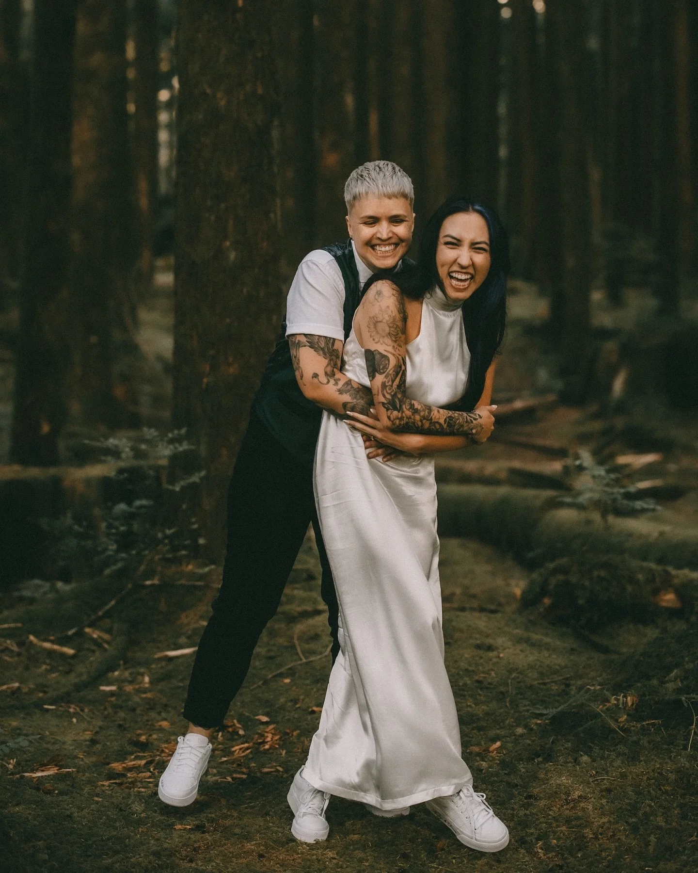 A very intimate, short &amp; sweet forest ceremony for these lovely ladies. ❤️

@westcoastwedco 
@amandacoldicuttphoto 
@lisa_begg