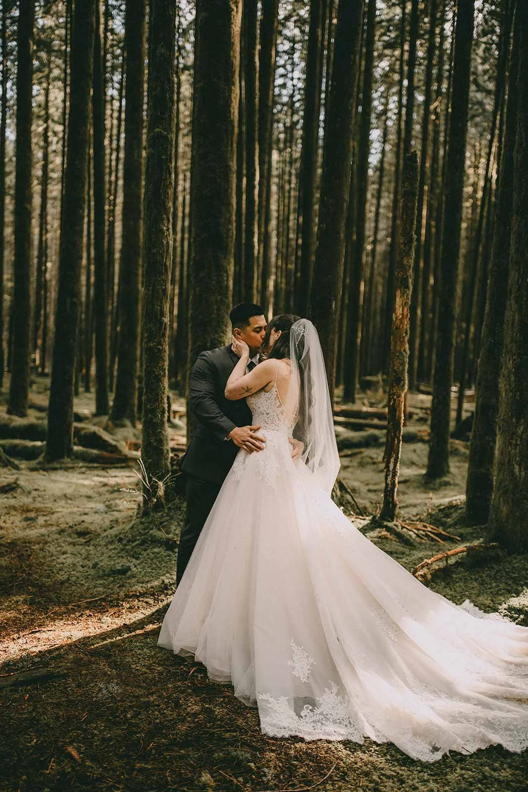 elope-in-vancouver-bc-12.jpg