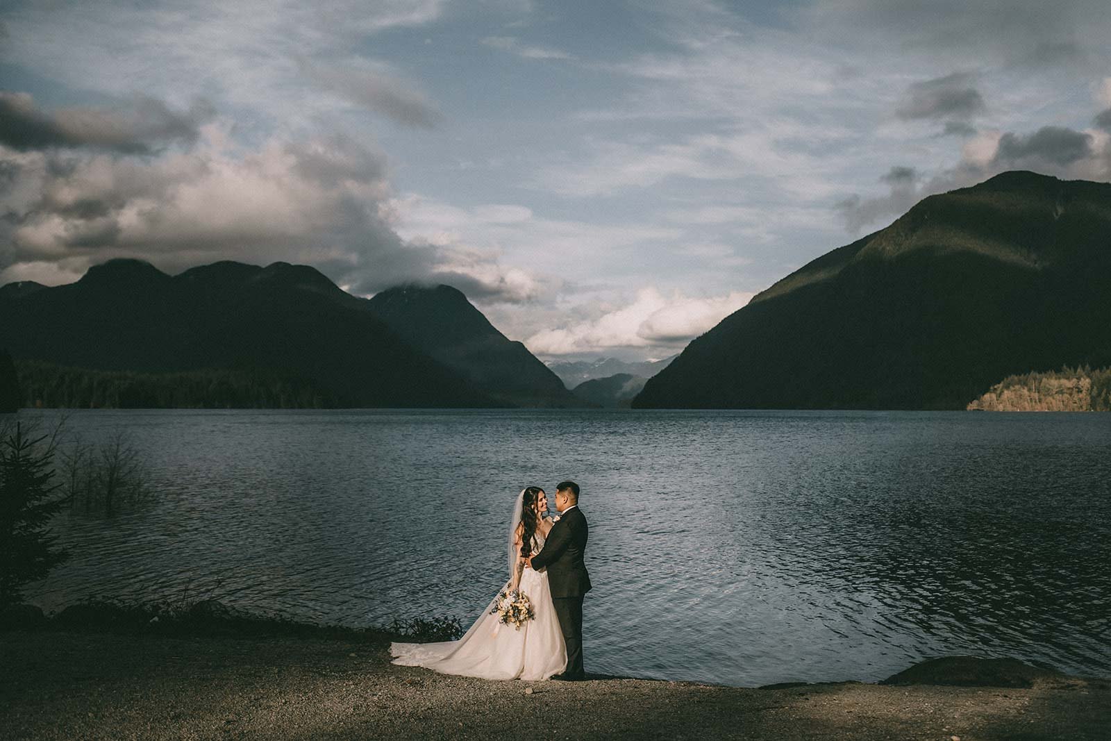 elope-in-vancouver-bc-27.jpg