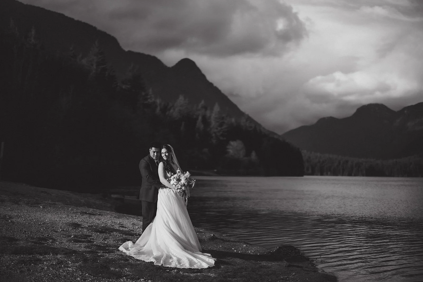 elope-in-vancouver-bc-28.jpg