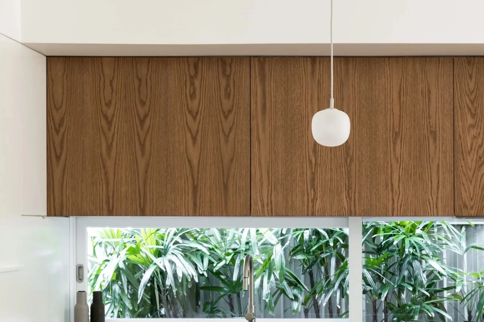 Bondi Simpson St Kitchen.jpeg