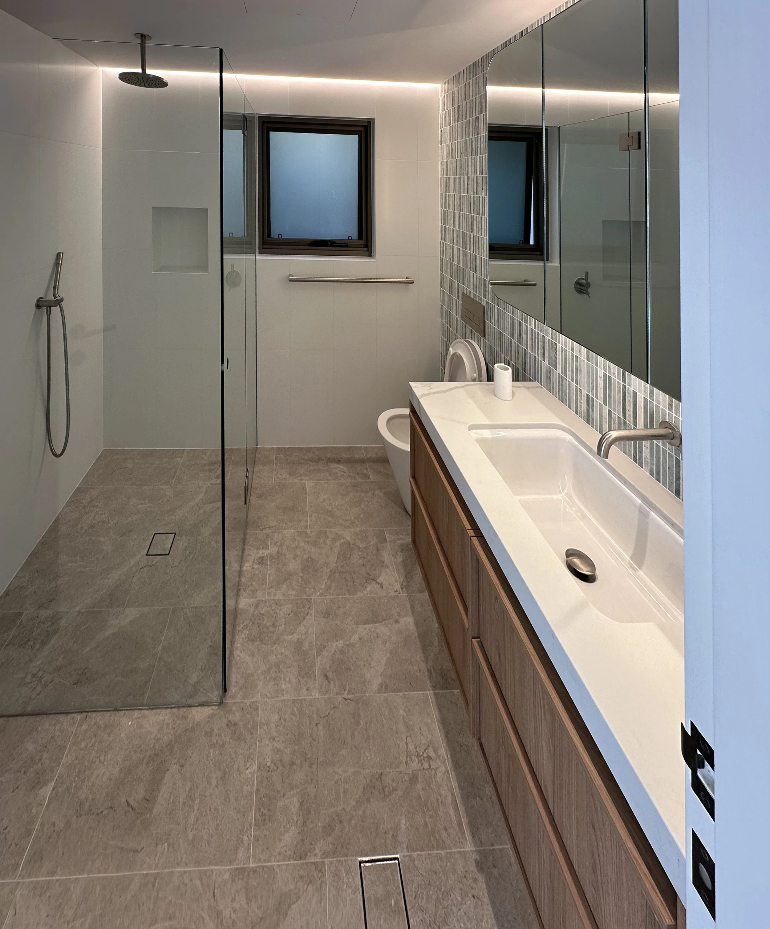 Dover Heights Bathroom 3.jpg