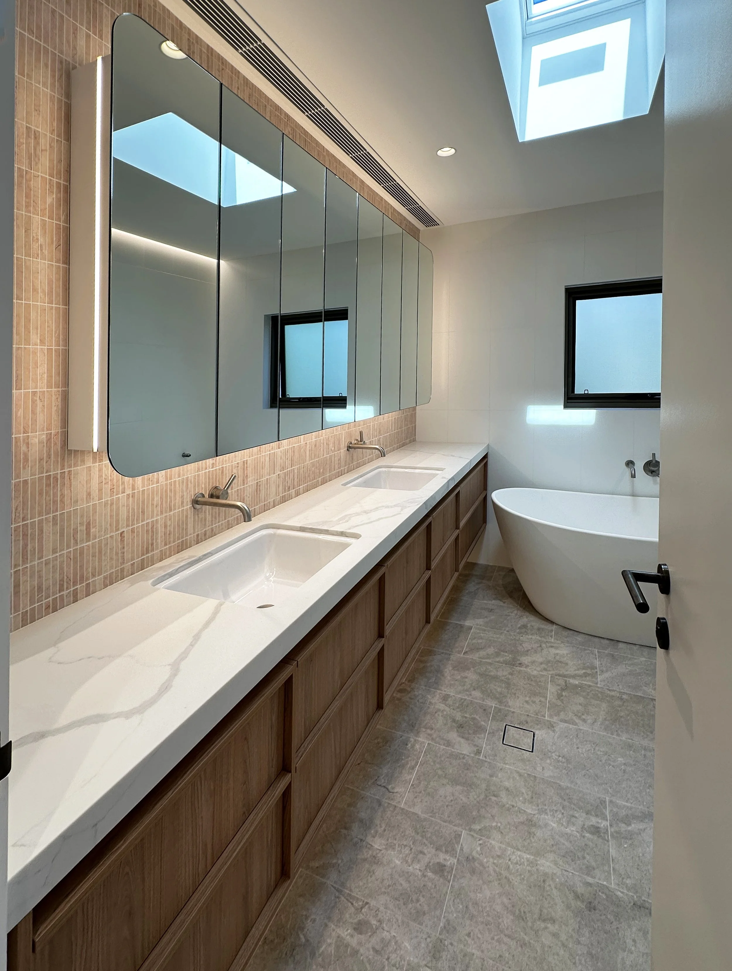 Dover Heights Floor 2 Master Bathroom 2.jpg