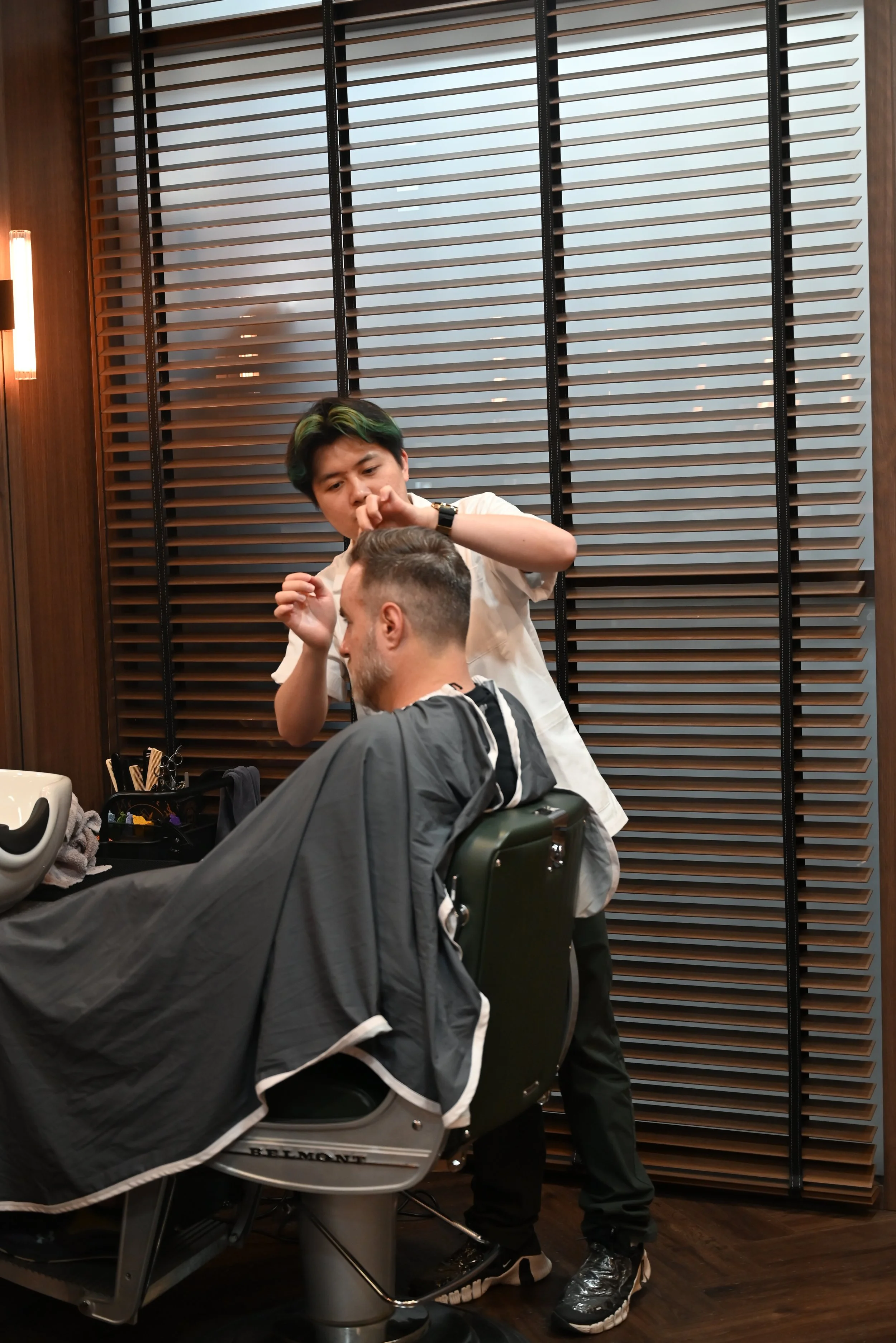 ✂️ Taper vs Fade Haircut: What’s the Difference and Which One Should You Get?