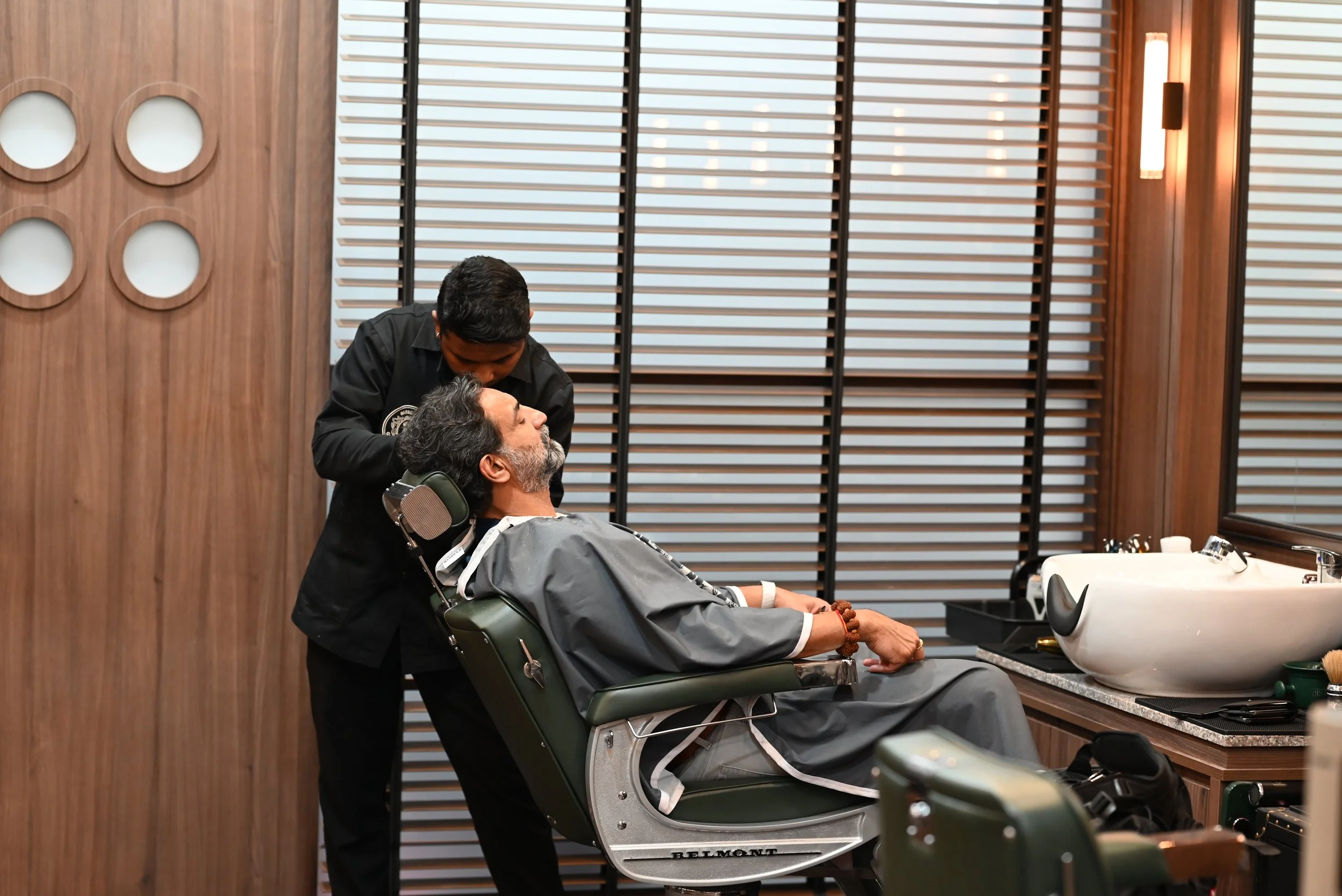 Why Professionals Over 40 Should Prioritise Scalp Health