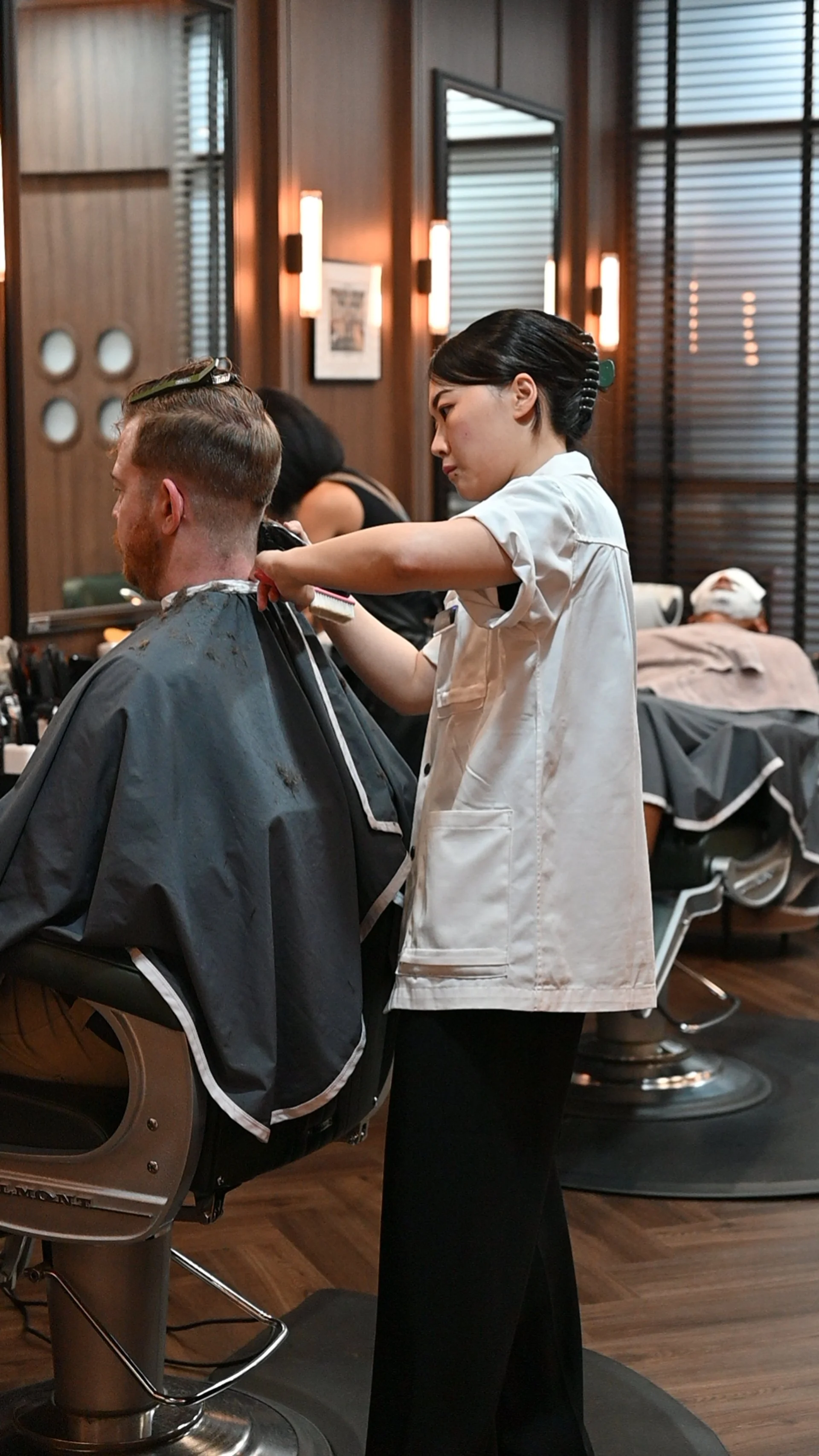 Luxury Haircuts in Singapore: What Sets a Gentleman’s Cut Apart