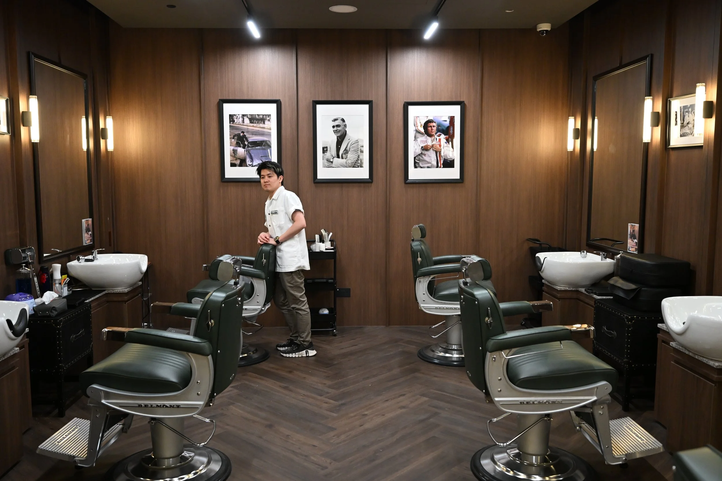 Why the Modern Gentleman Still Visits a Barbershop