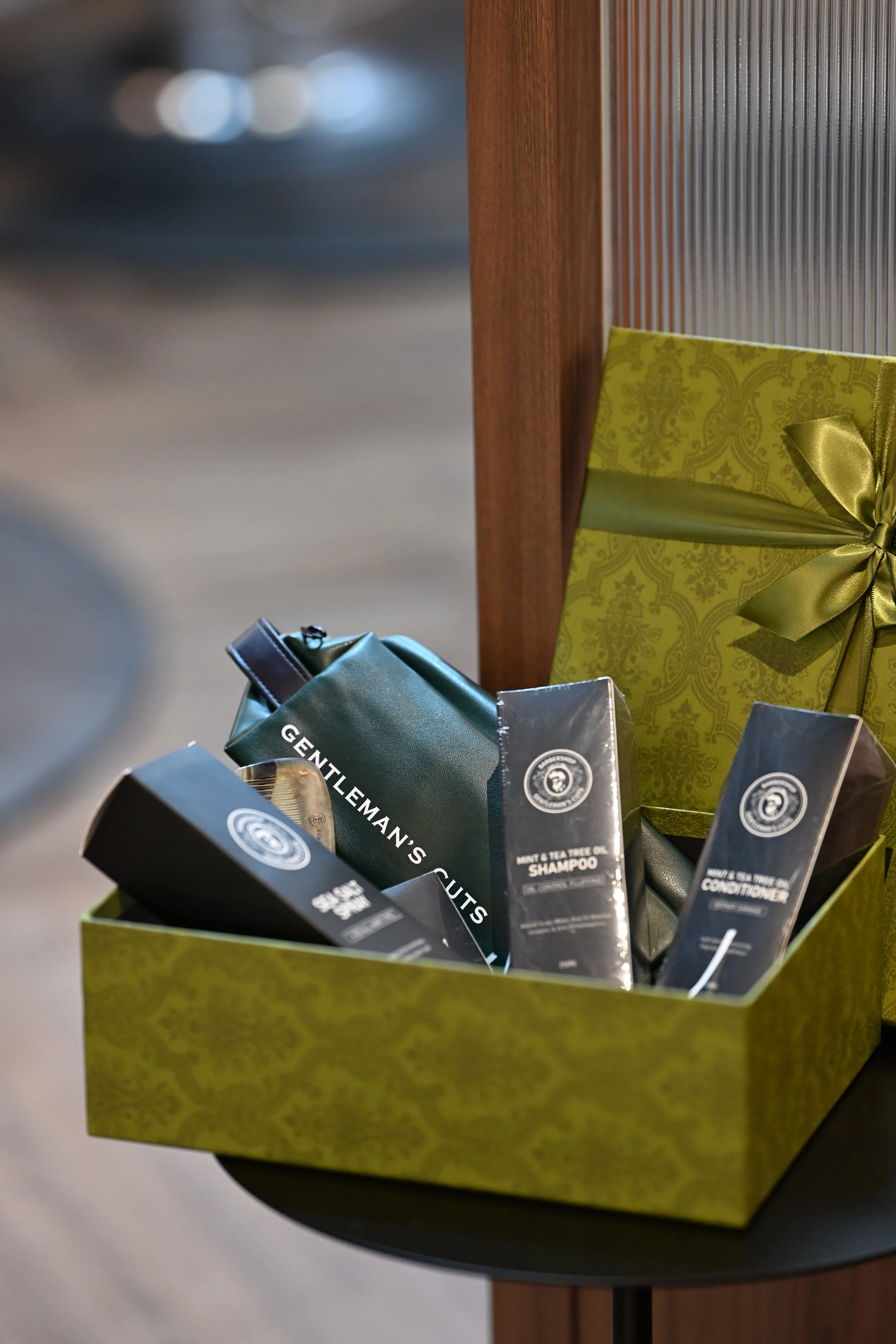 Christmas Gift Box for Men's Grooming