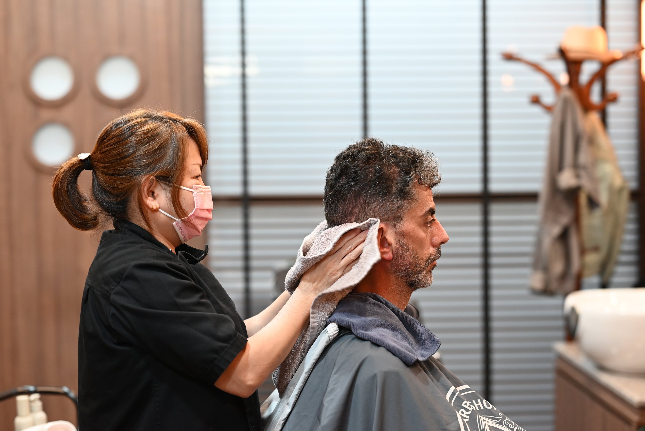 A great cut isn’t complete without a hot towel refresh. Frances ensures every client leaves clean, comfortable, and looking their best. Because at Gentleman’s Cuts, it’s all about the details.