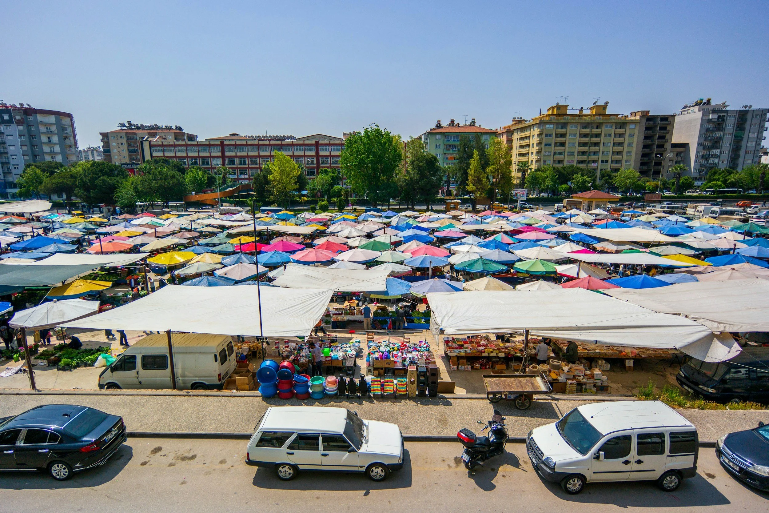 Farmers market full of tents