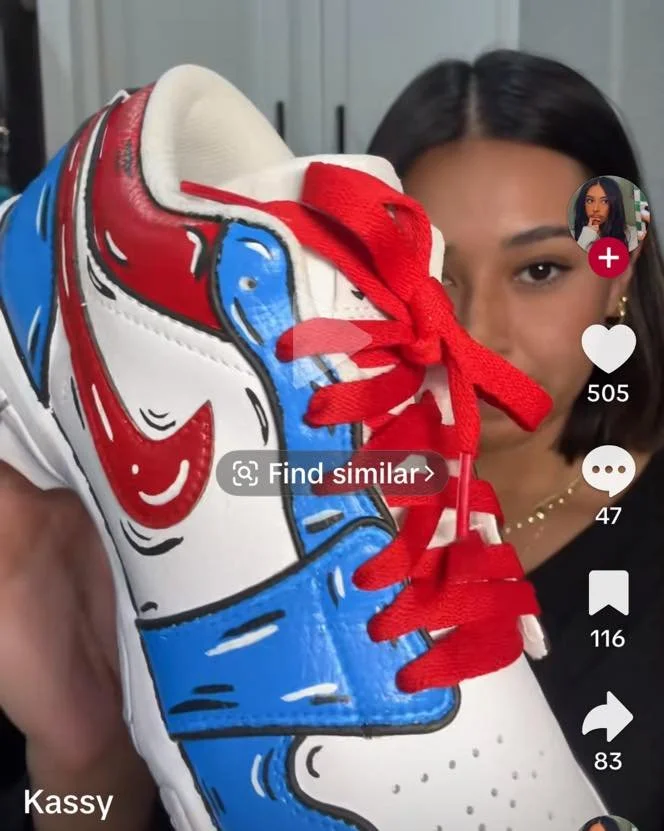 Whose team would like a pair of cleats painted like this? (You choose the colors!) I&rsquo;ll paint the whole teams cleats in a week and charge $300 total. All the inspo credit from Kassy&rsquo;s video attached in the TikTok link. https://www.tiktok.