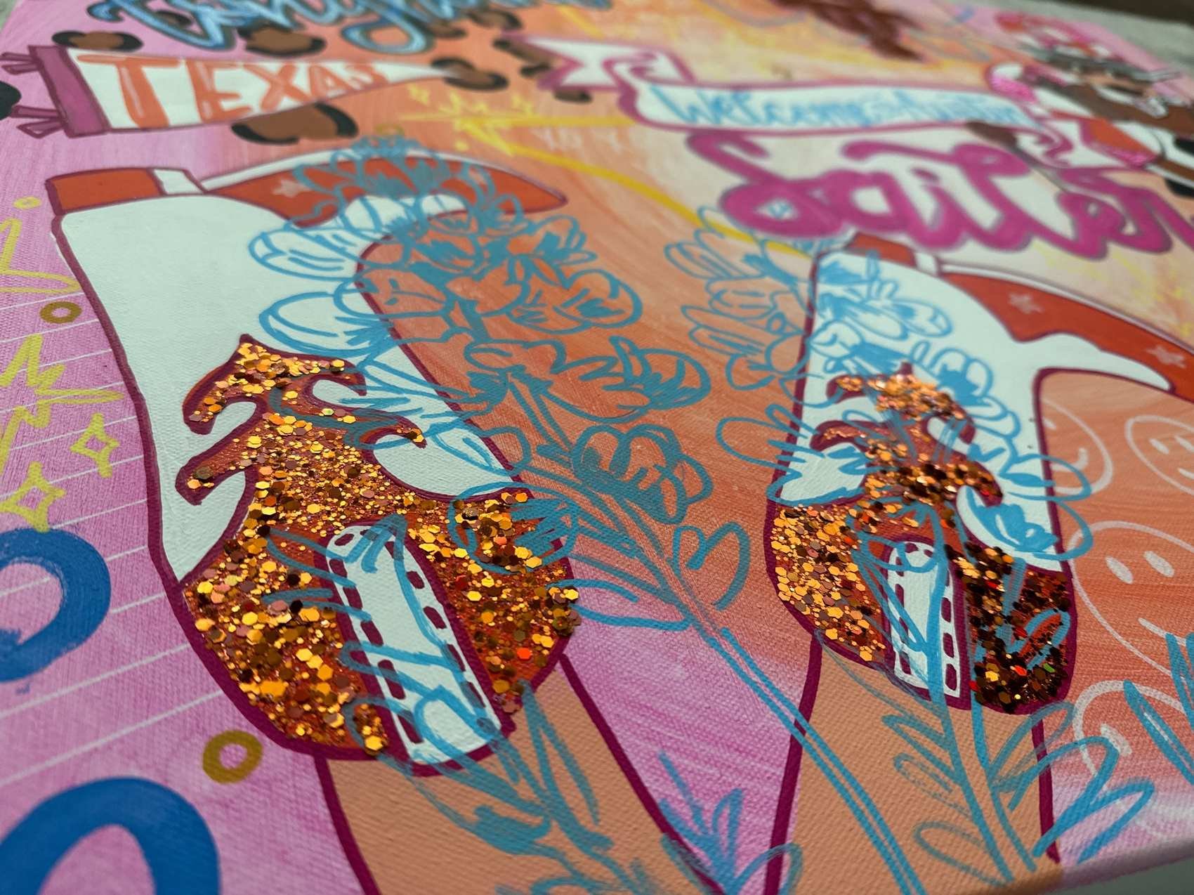 custom-texas-longhorns-canvas-glitter-detail.jpg