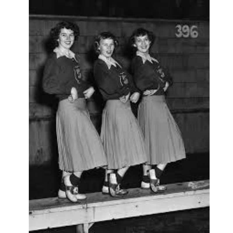 1950s-vintage-cheerleaders.png