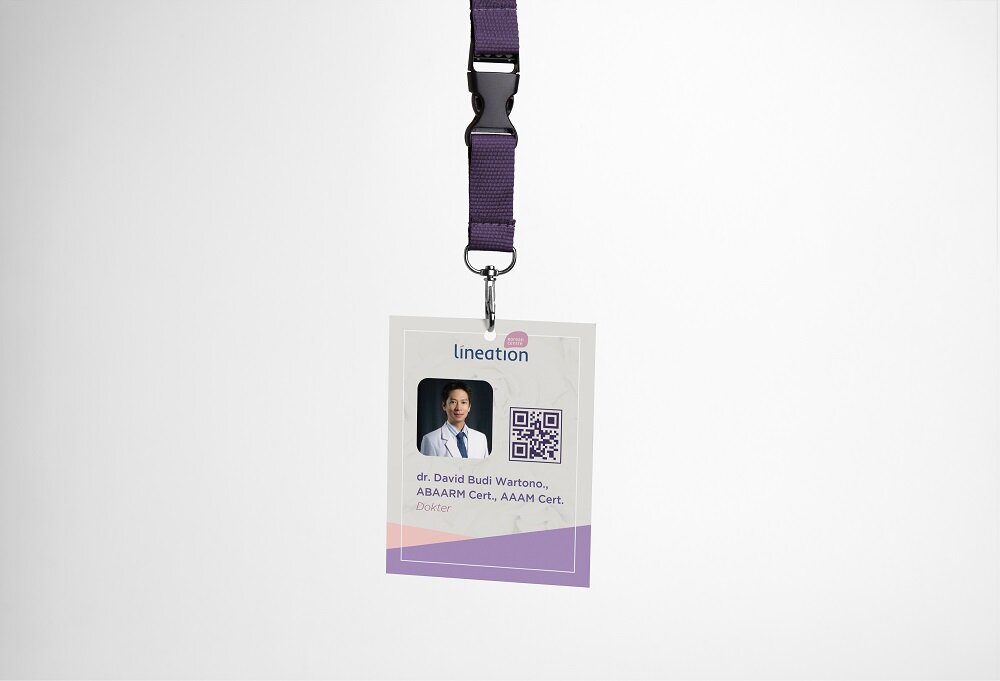 ID Card PSD MockUp.jpg