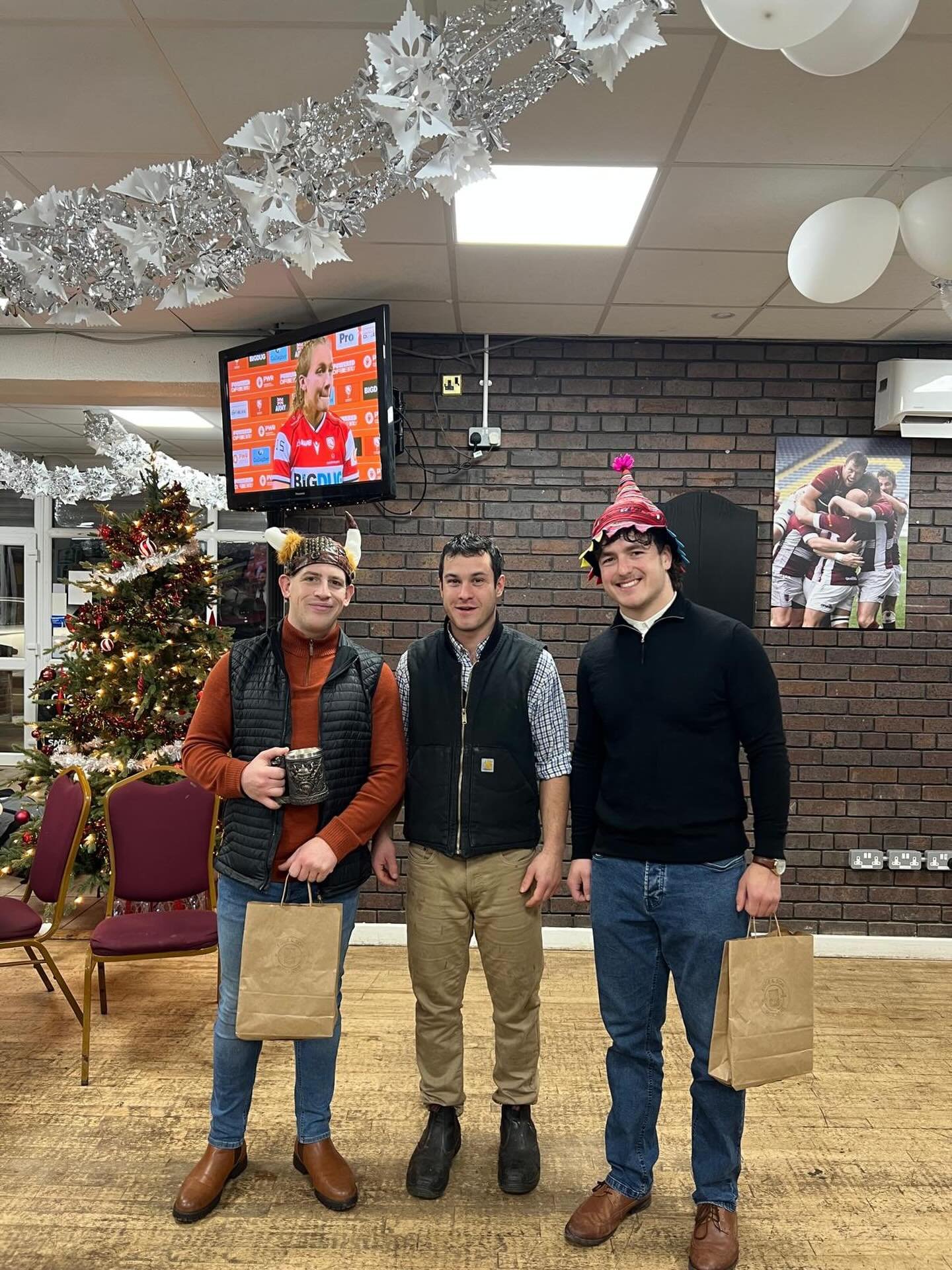 Our 1st and 2nd men of the match goes to @jim.levene101 and @cookkieran 
Huge thanks to @edgeandson for sponsoring all this seasons home MOTMs!