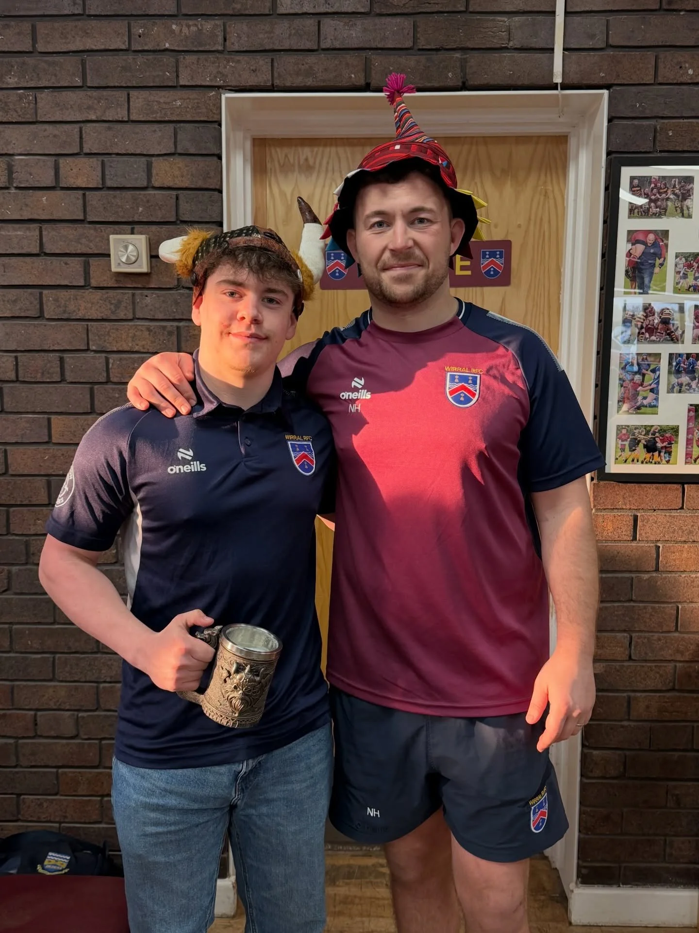 1st XV man of the match goes to our club captain @nick_hearn7 and our 2nd XV man of the match goes to @matty.r183 Matty Richards 
Thanks to @edgeandson for sponsoring this seasons man of the match awards 👏🏼