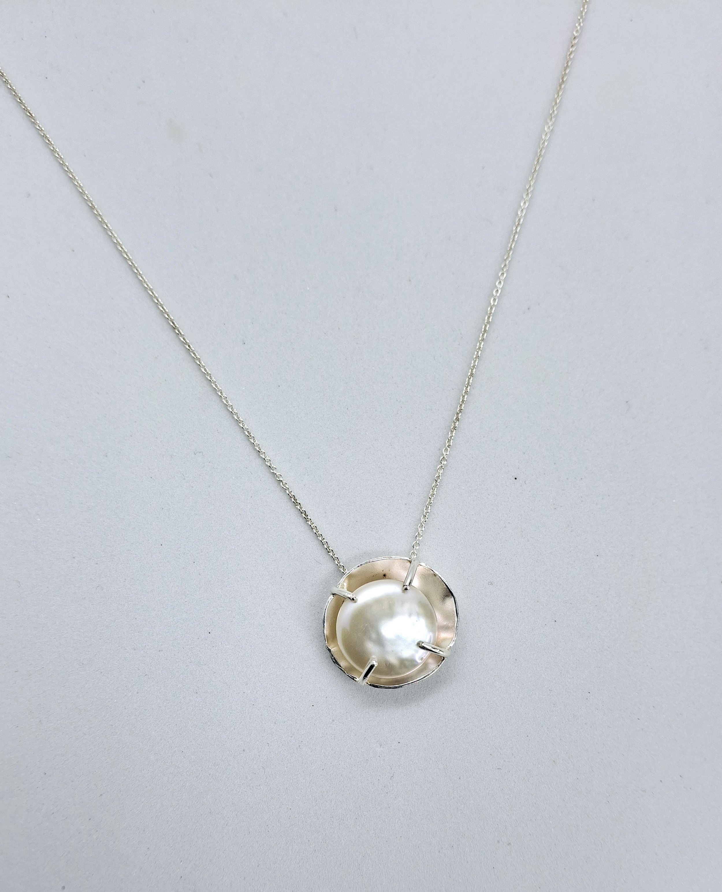 Nestled Necklace