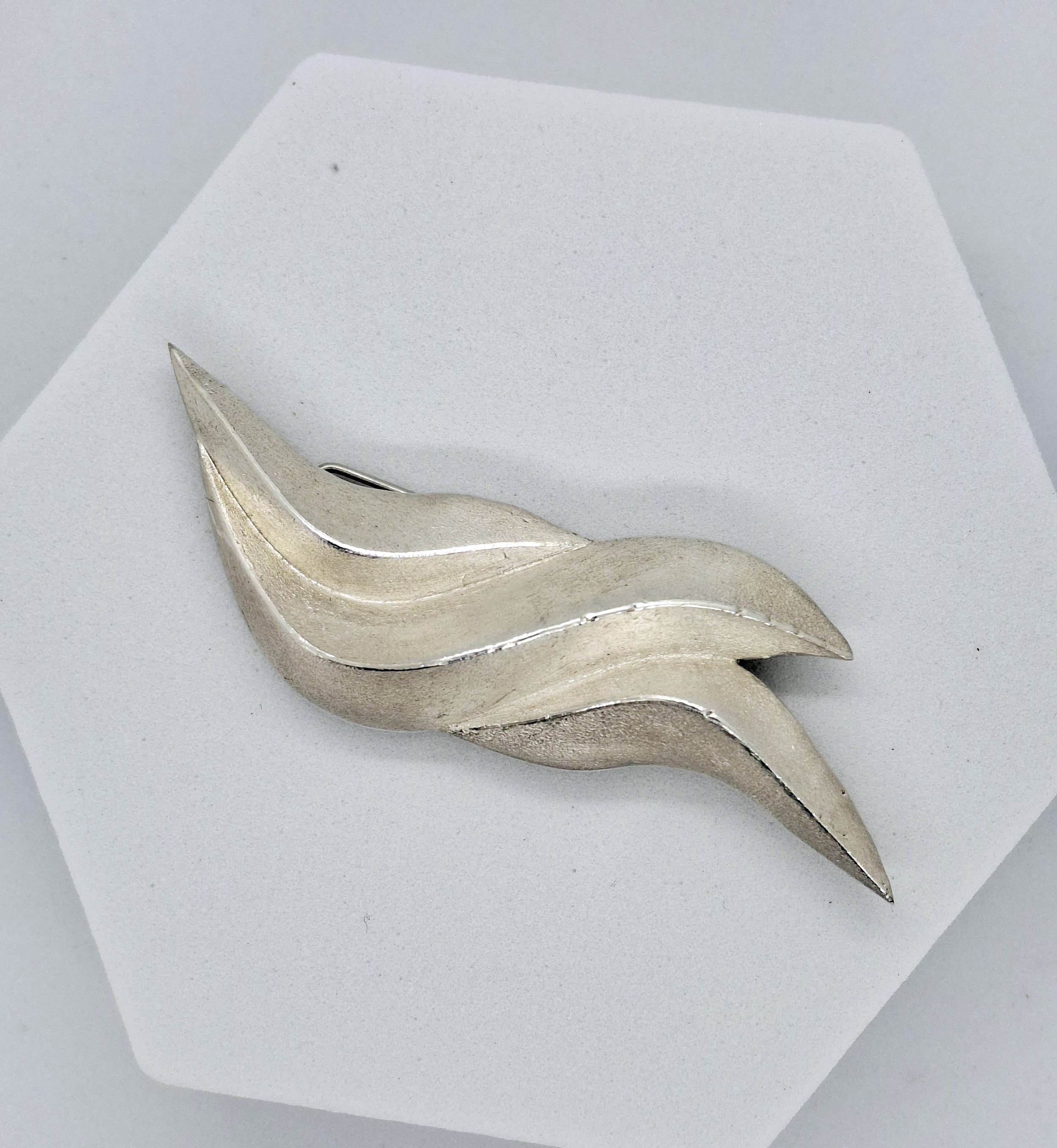 The 7th Wave Brooch
