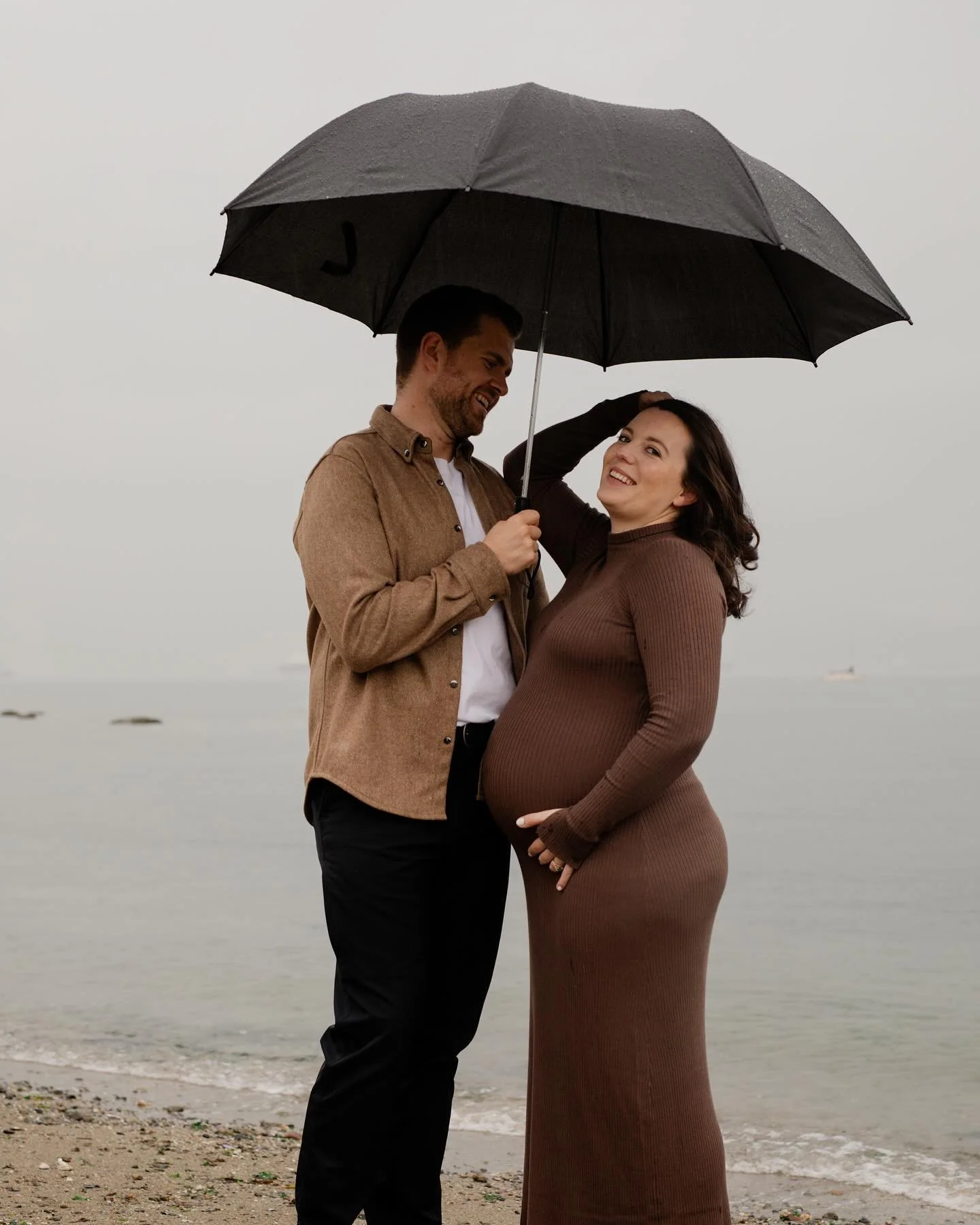MATERNITY 
Part 2 of this gorgeous session, it officially Raincouver season, and this couple fully embraced the rain during their beach shoot ☔️