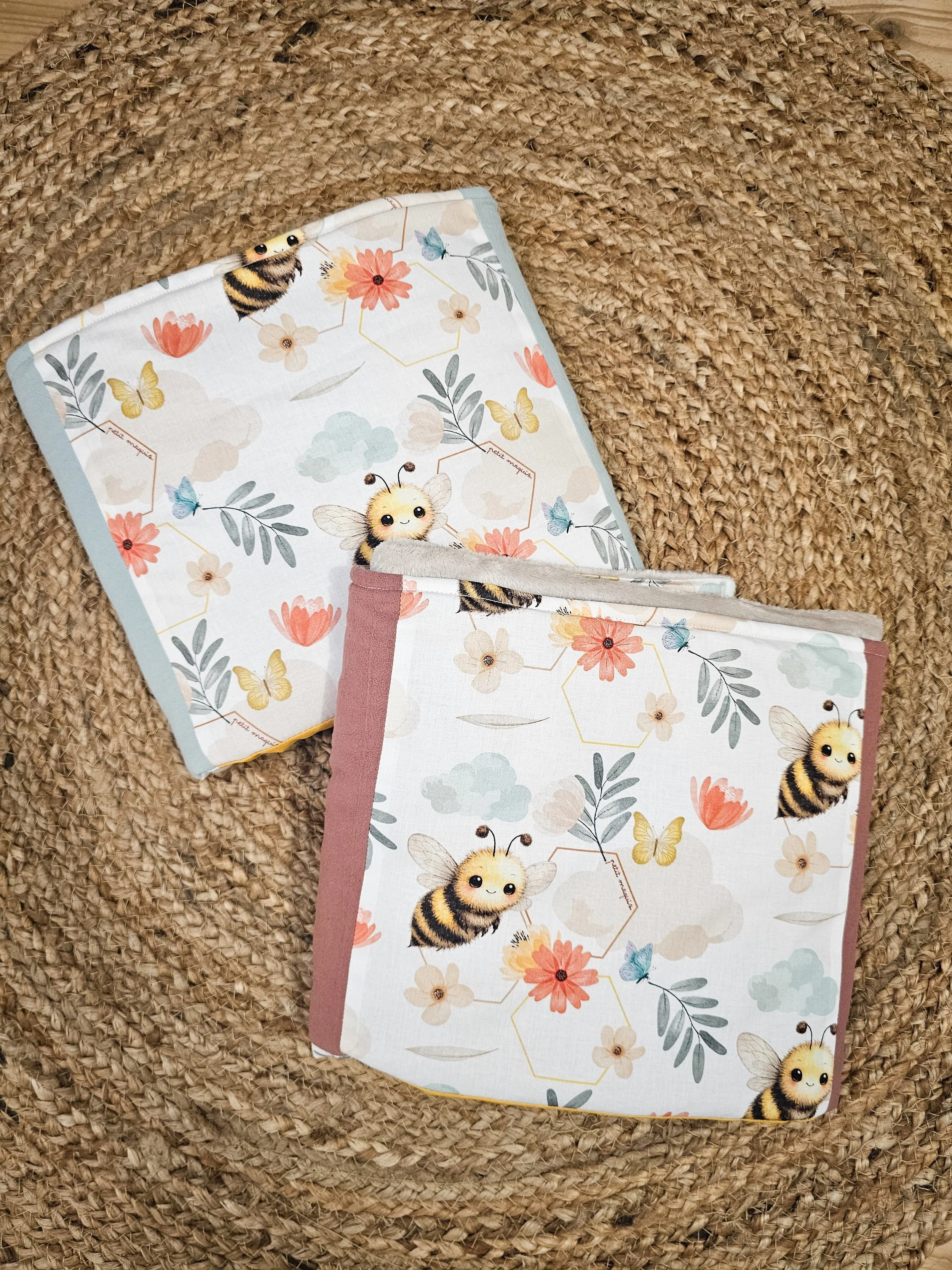 ABEILLE COUVERTURE (3).jpg