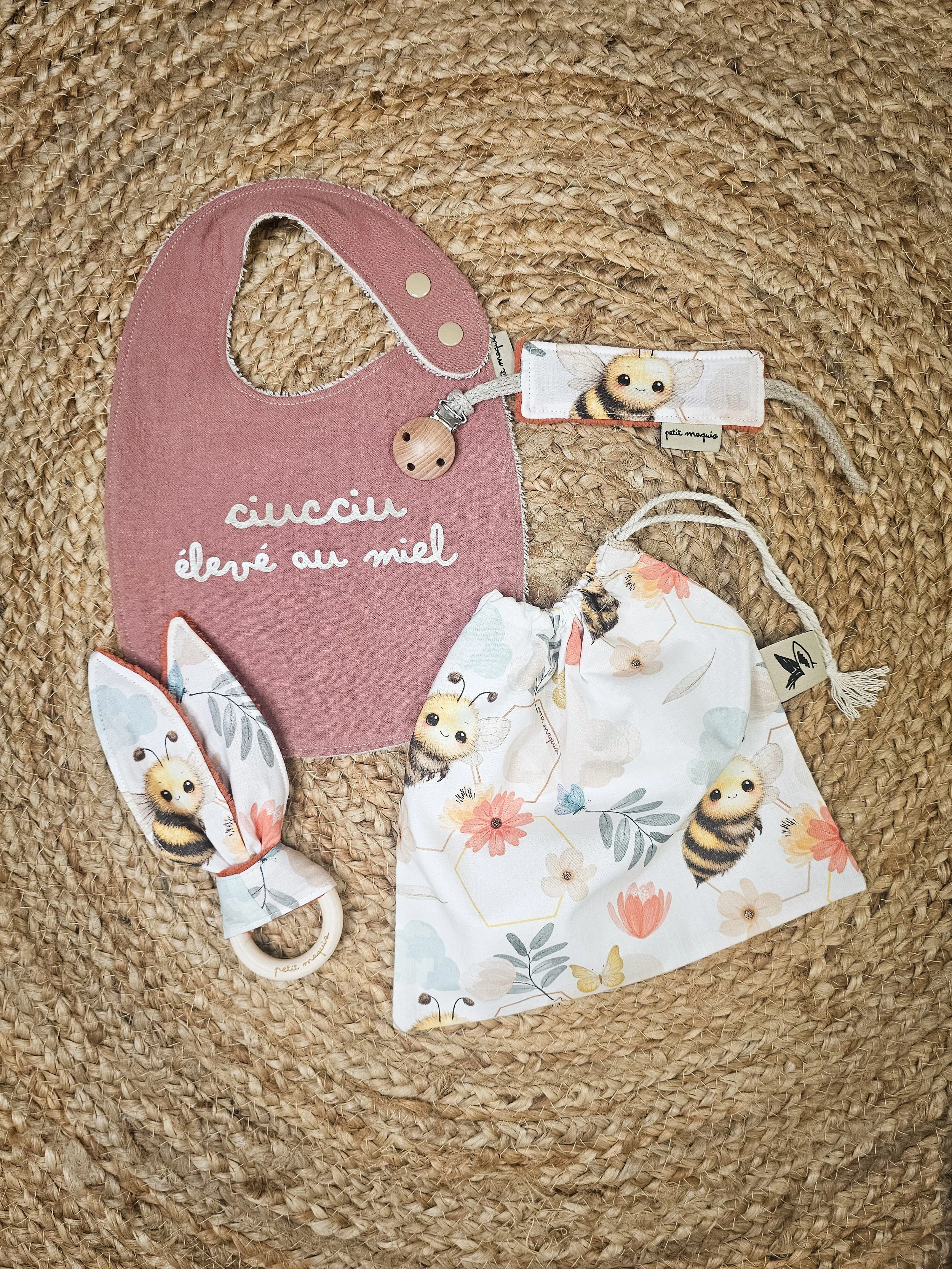 COFFRET NAISSANCE ABEILLE (1).jpg