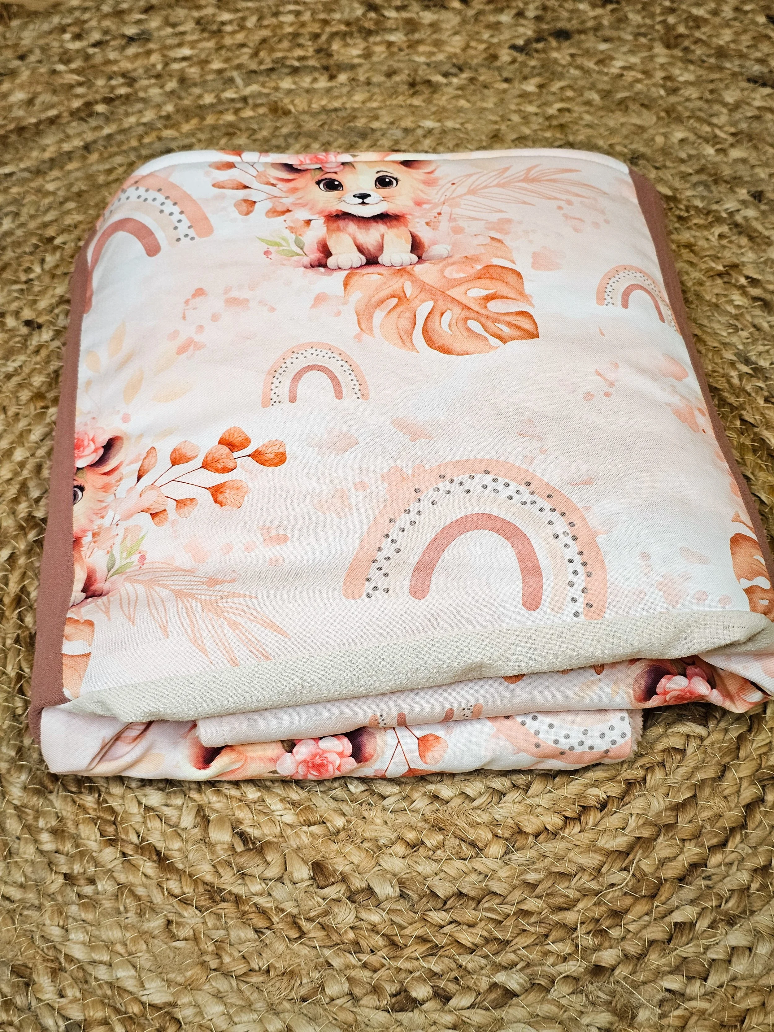 COUVERTURE LIONNE (3).jpg