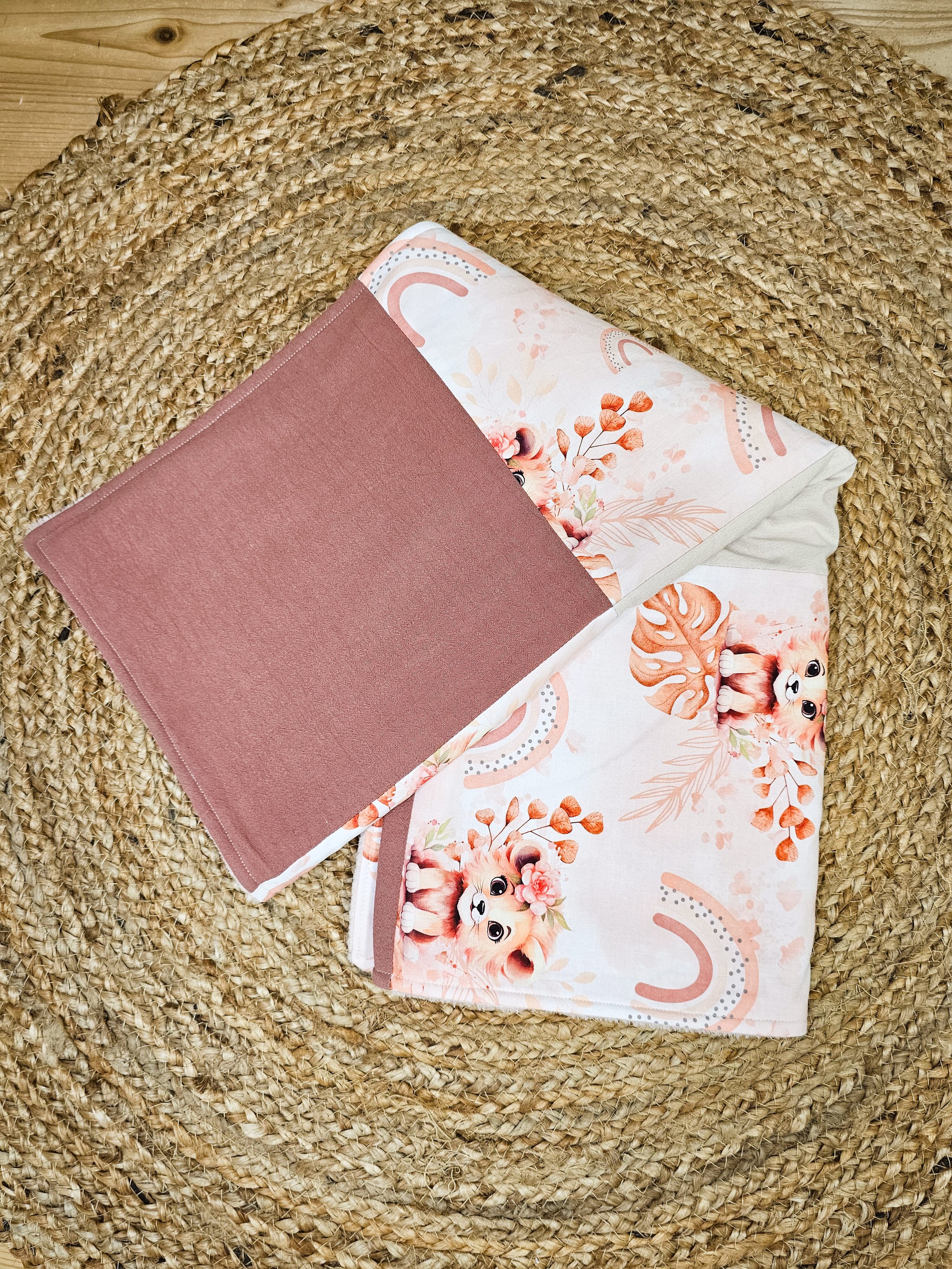 COUVERTURE LIONNE (1).jpg