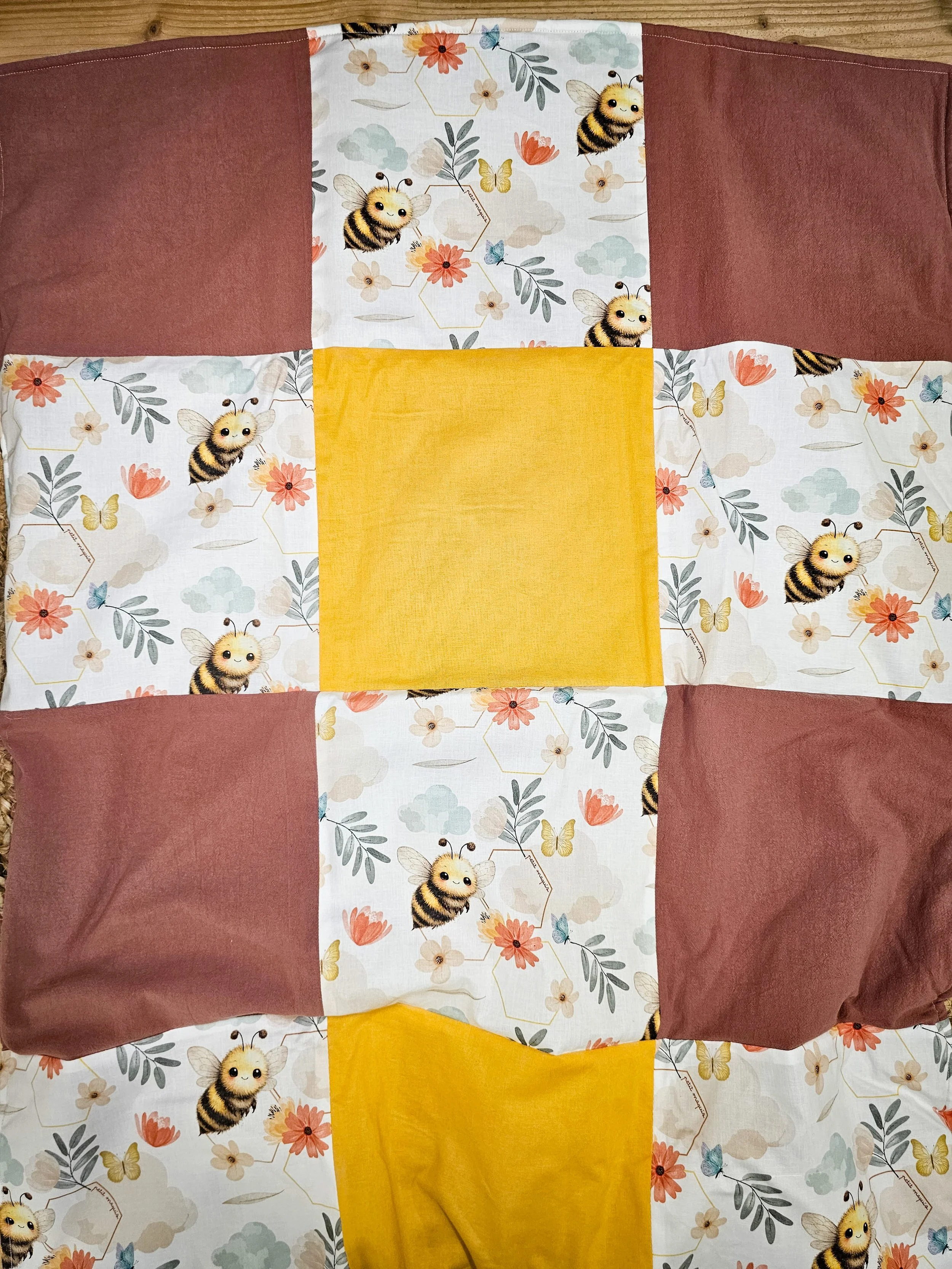 ABEILLE COUVERTURE (5).jpg