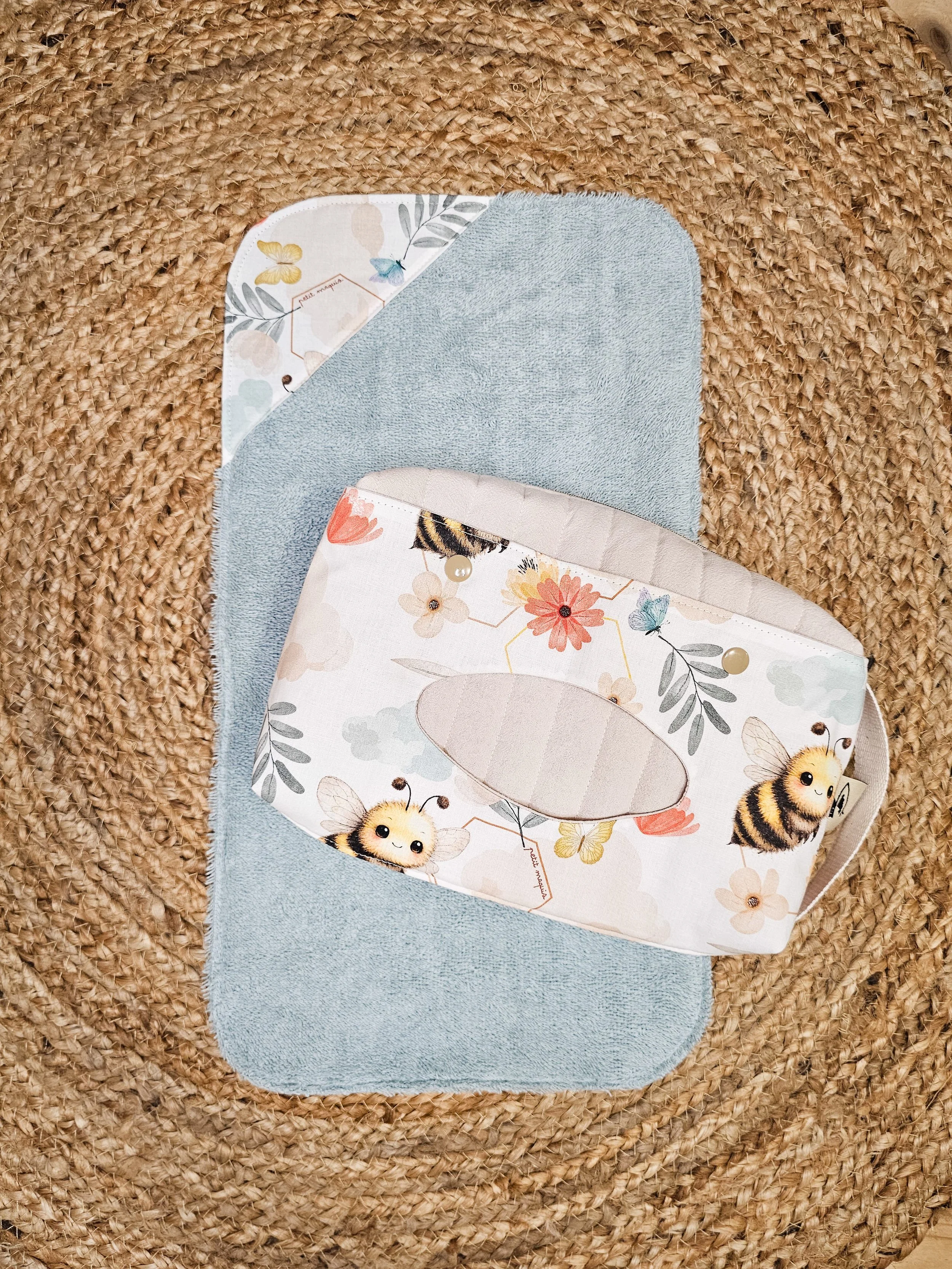 TROUSSE ABEILLE (2).jpg