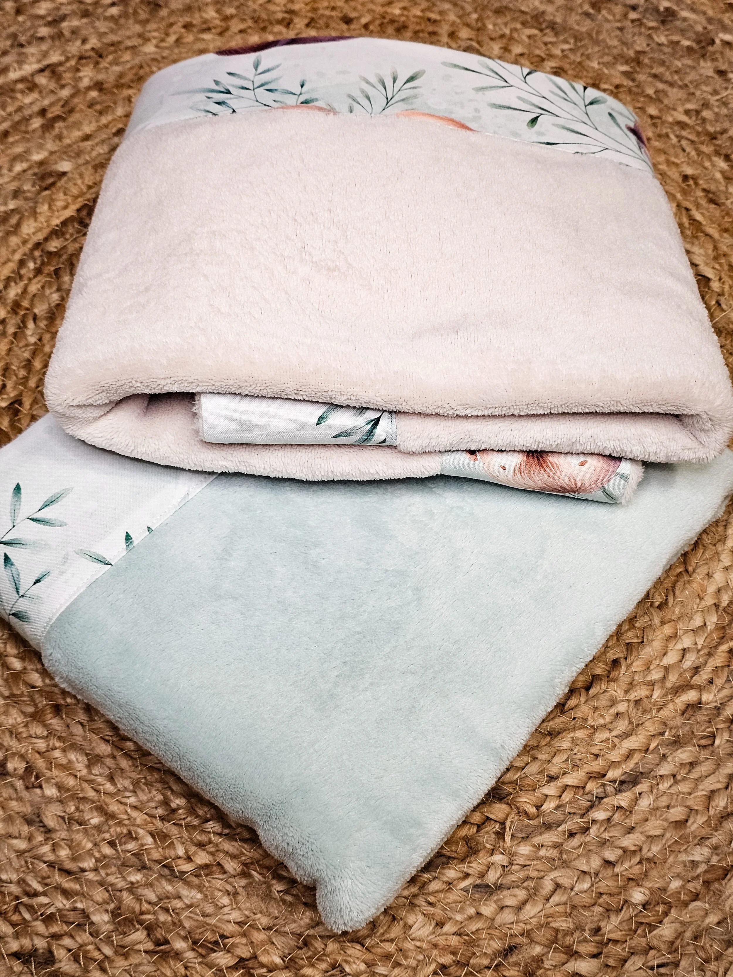 PLAIDS BEBE LOUTRES (1).jpg