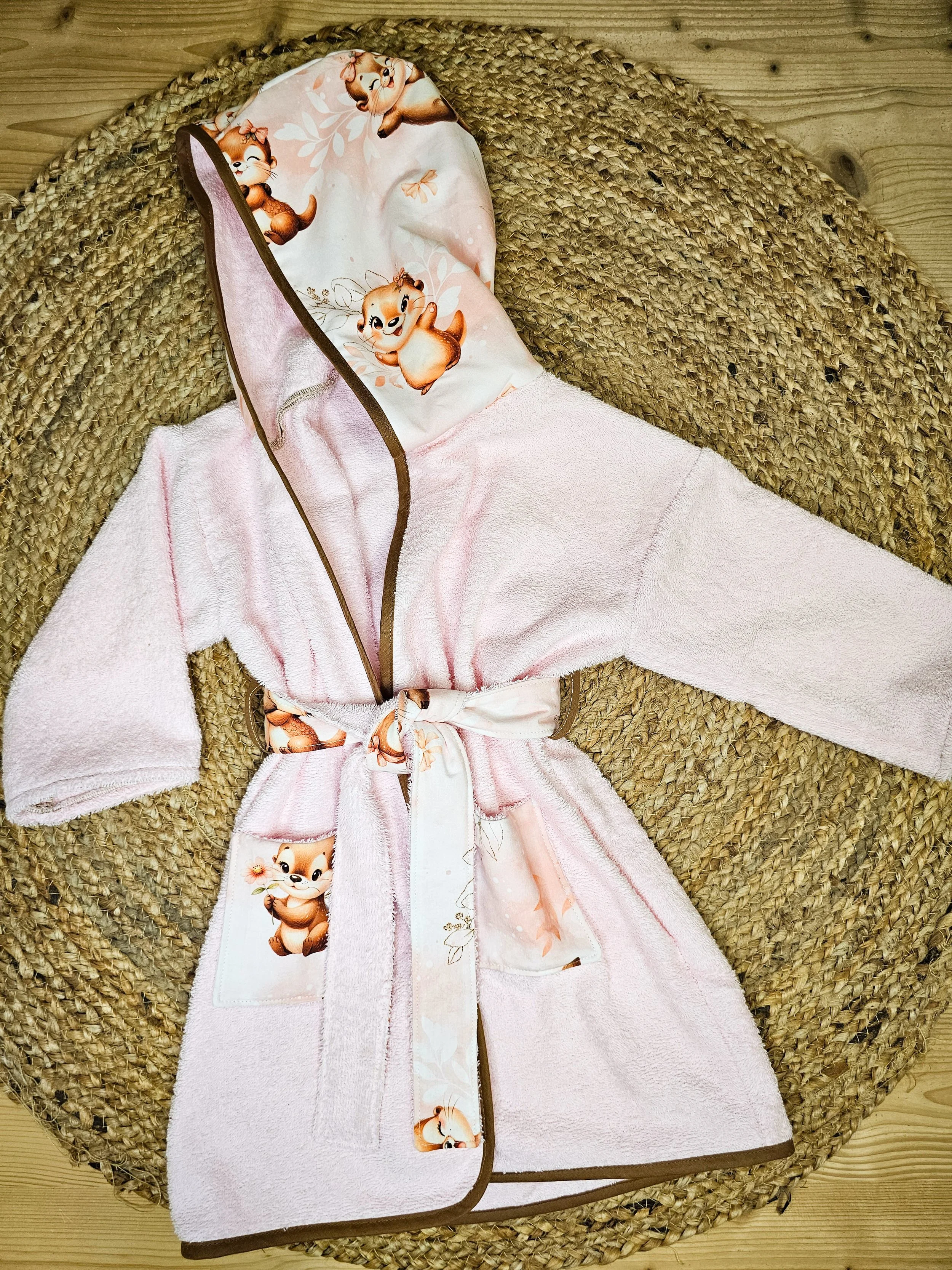 PEIGNOIR LOUTRES.jpg