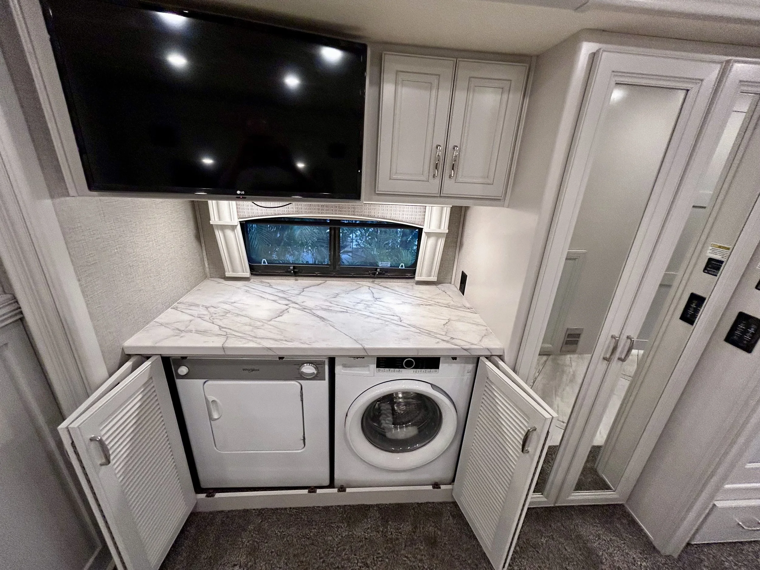 Washer Dryer.jpeg