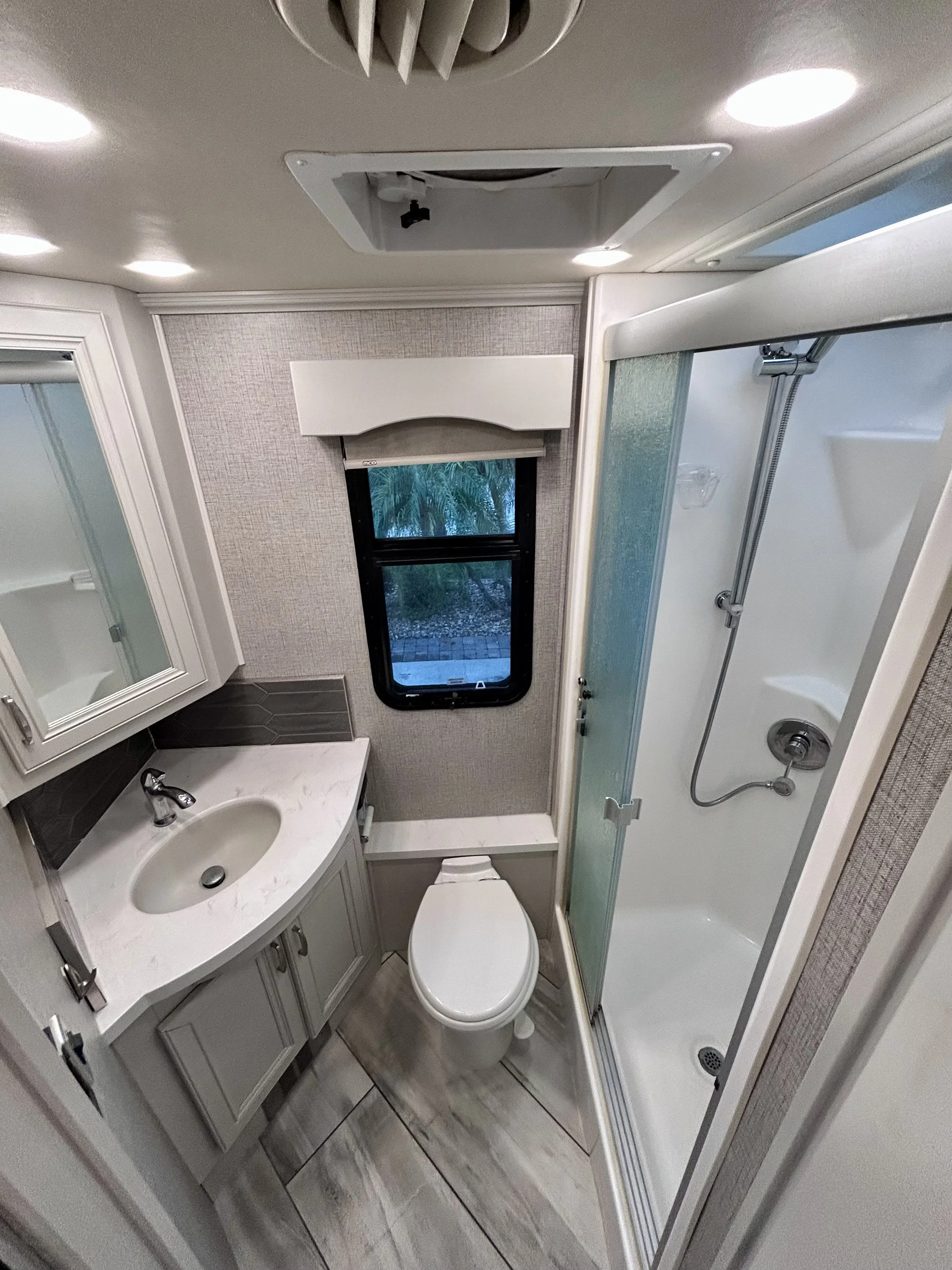 Bathroom2.jpeg