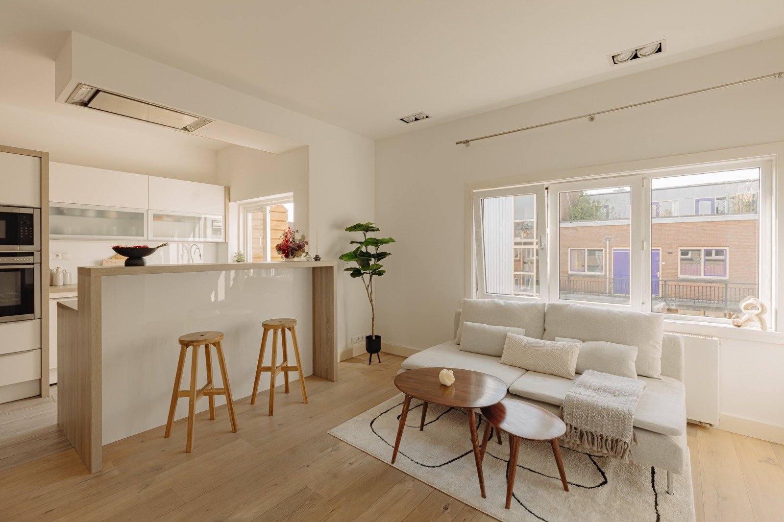 🌺
#vastgoedstyling #homestaging #stylist #amsterdam #nowforsale #interiors #interiorstyling #interieur #homegoals #forsale #verkoopstyling #makelaar #makelaardij #realestate #vastgoed #interieurinrichting #interieuradvies #casaroos