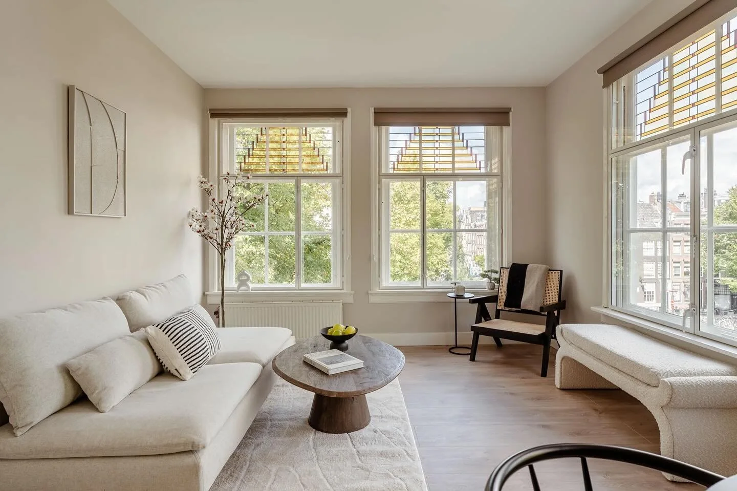 🌤️

#vastgoedstyling #homestaging #stylist #amsterdam #nowforsale #interiors #interiorstyling #interieur #homegoals #forsale #verkoopstyling #makelaar #makelaardij #realestate #vastgoed #interieurinrichting #interieuradvies #casaroos