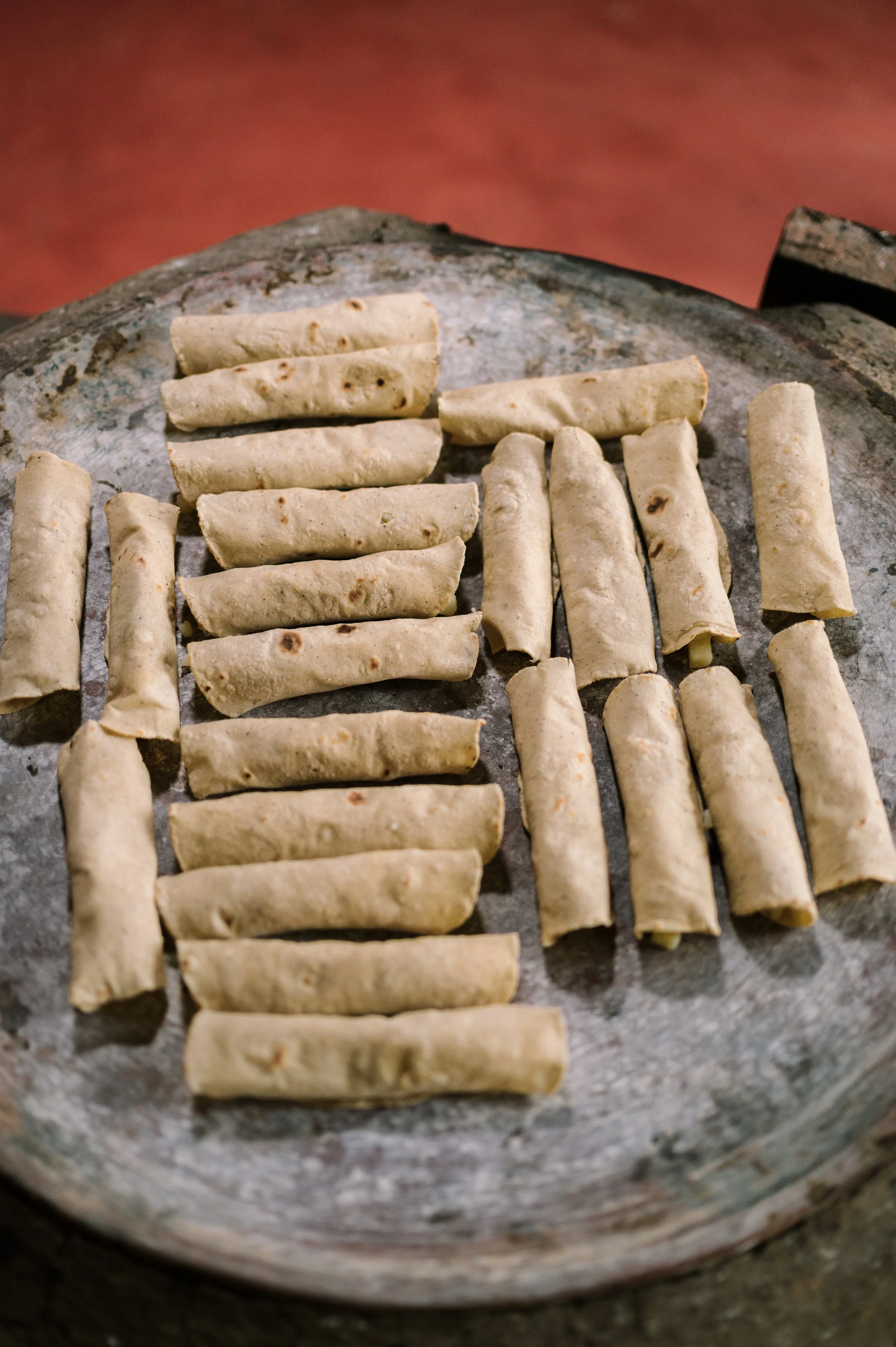 COMAL CON TACOS.jpg