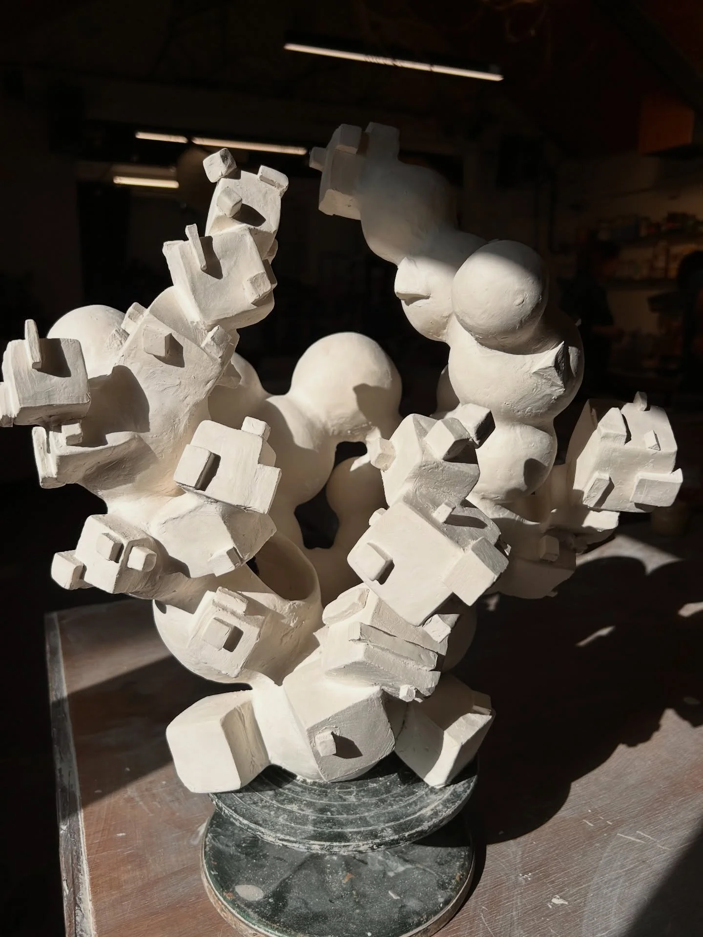 Latest work: a study in chaos two

I&rsquo;ve still got to glaze this but honestly I&rsquo;m amazed that she&rsquo;s made it this far. This is the most complex piece I&rsquo;ve done so far. There&rsquo;s just so many joins and I&rsquo;ve expanded the