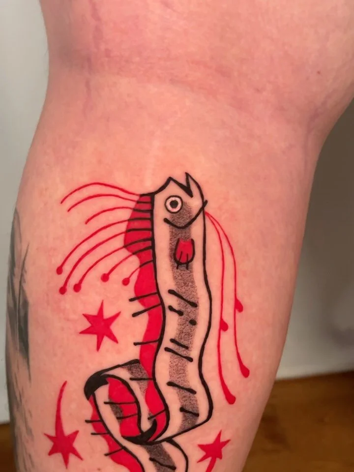 AHHHH so stoked about this oarfish I got to do for Sam! Thank you for your continued support and for the sick projects 🤧. Swipe to see the dragon and Tobi we did last December!! I touched up the dragons eyes if you couldn&rsquo;t tell lol
.
.
.
.
.
