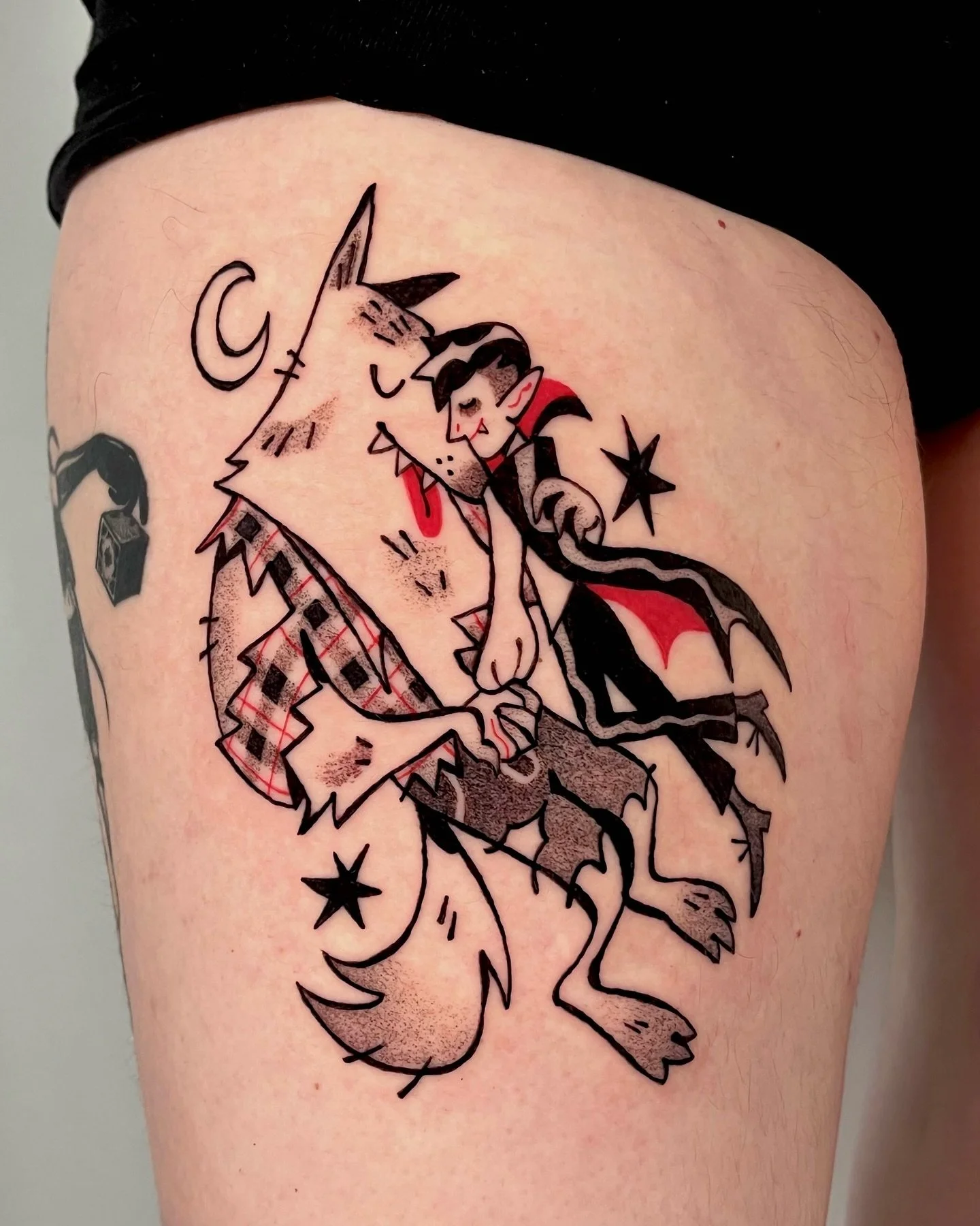 Romantic werewolf and vampire for Prince 🖤. Absolutely loved working on this with you!! Thank you :).
.
.
.
.
.
#tattoomontreal #montrealtattoo #montrealtattooartist #illustrativetattoo #blackandredtattoo #demontattoo #womantattooartist #vampiretatt