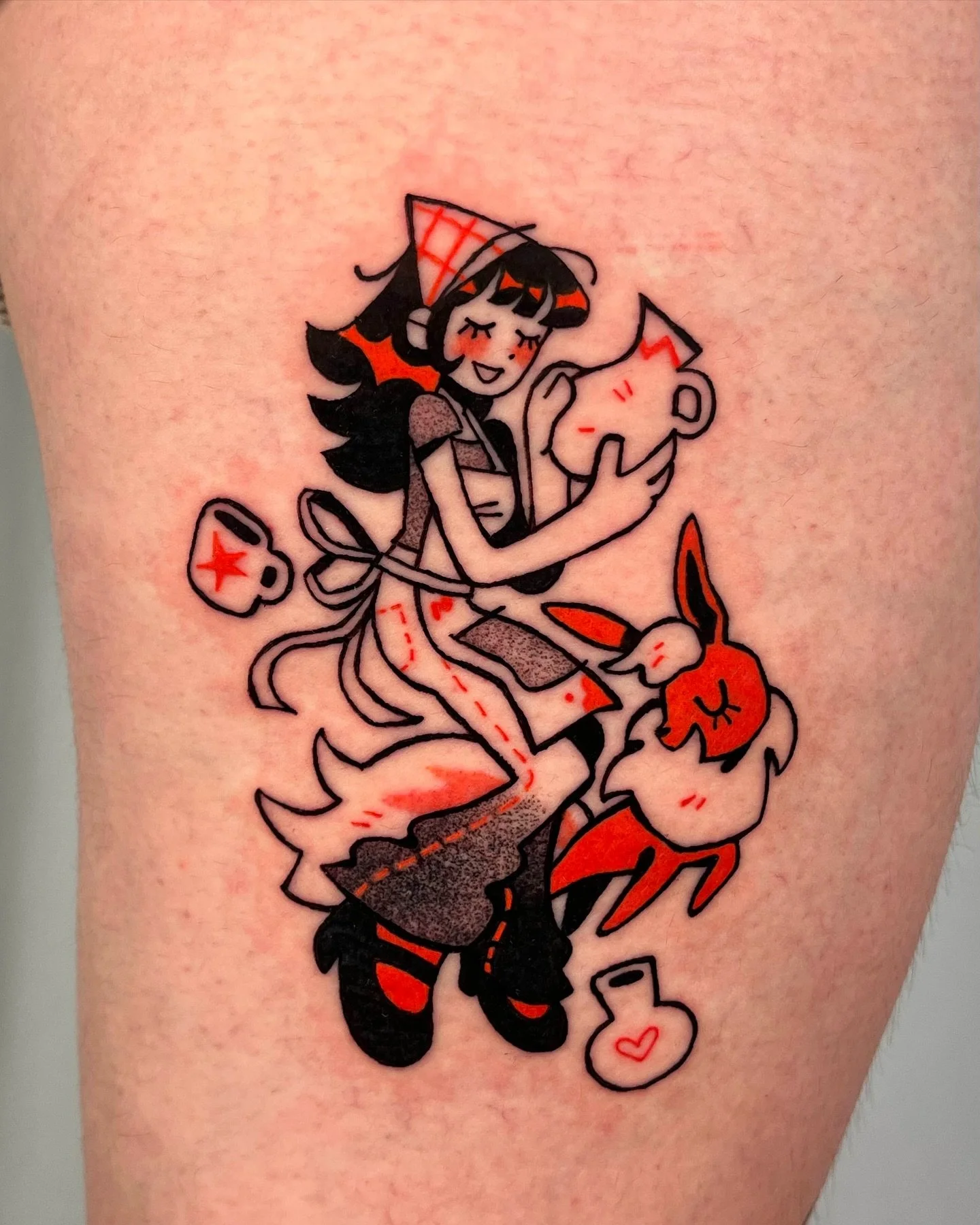 Ahhh loved designing and tattooing these two gals and their pokemon pals for Amanda!! Tysm for trusting me with this cool project :).
.
.
.
.
.
#tattoomontreal #montrealtattoo #montrealtattooartist #illustrativetattoo #blackandredtattoo #demontattoo 