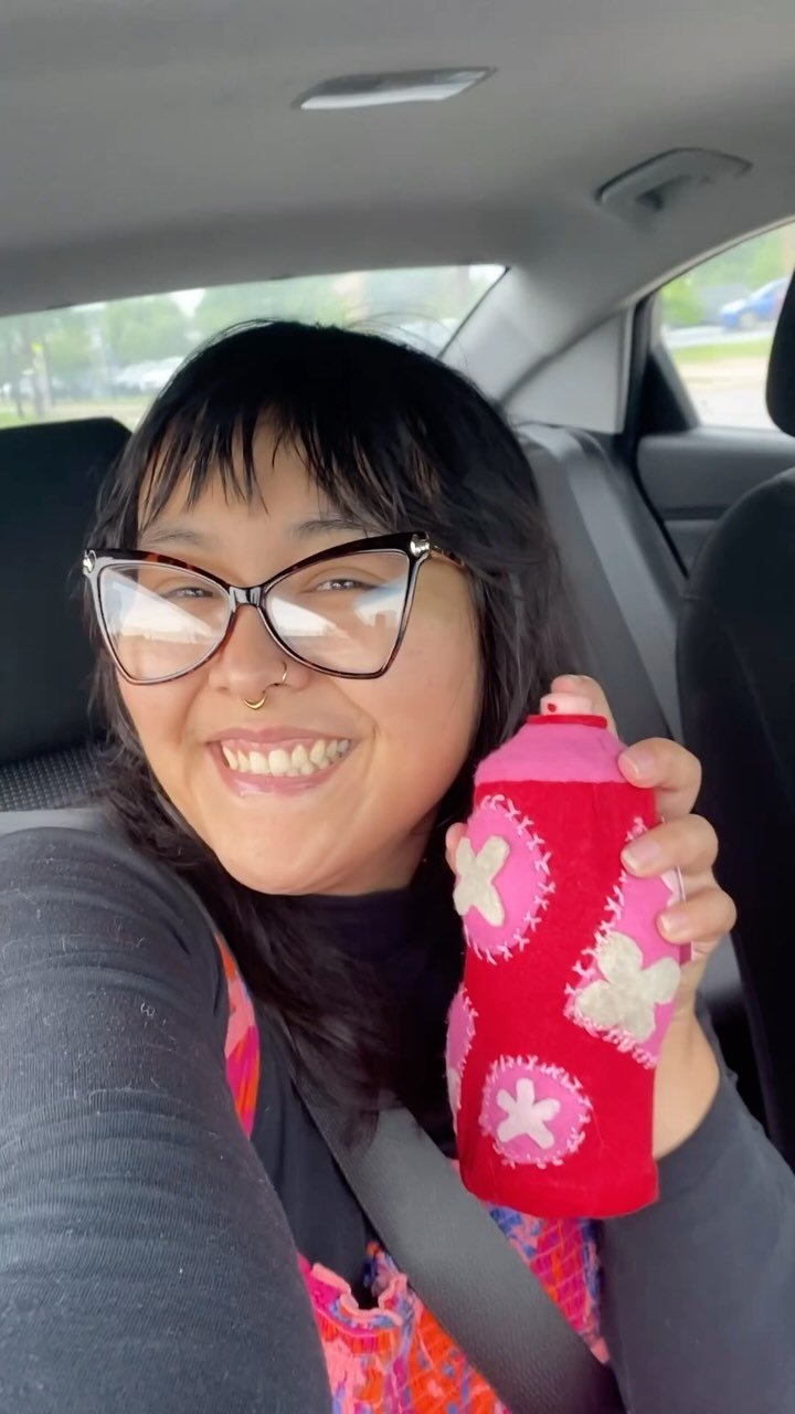 From illustration to in-person felted covered spraycan ✨
Inspired by @curbsideokc May Issue Cover I illustrated 🌈 now bringing this spray can to life with a full felted piece with an actual spray can inside!
Check it out in-person at @dnagalleri