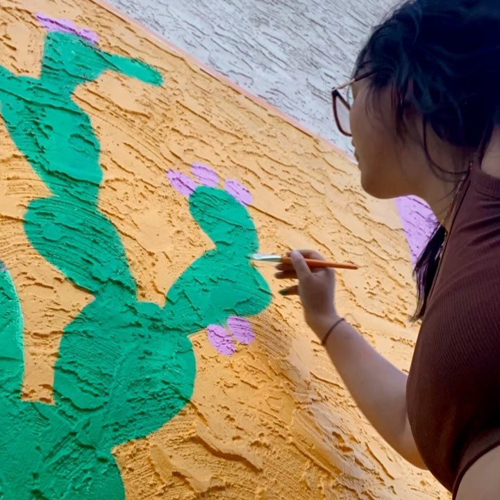 Mural Days 4 & 5 🌵🌈
We’re in the nitty gritty detail phase! 🪩🌞
These days were full of up-close painting and staying out just past sunset ~
✨ NOW THIS IS WHERE YOU COME IN! ✨
📸 This is the last peek before festival day but you real