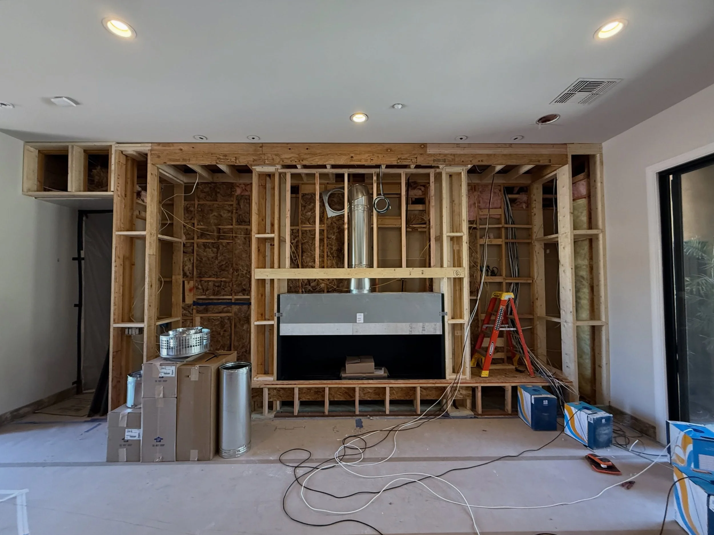 The difference you can already feel in this room at our #StoneArroyo project is unreal! 

This sitting room feels much more grande, impactful and scaled for the space. And this fireplace&hellip; don&rsquo;t even get me started! 

We cannot wait to se