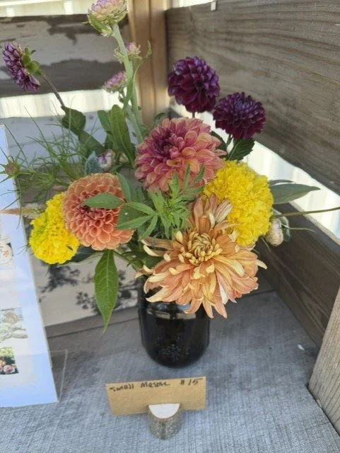 Small Mason Jar Arrangement