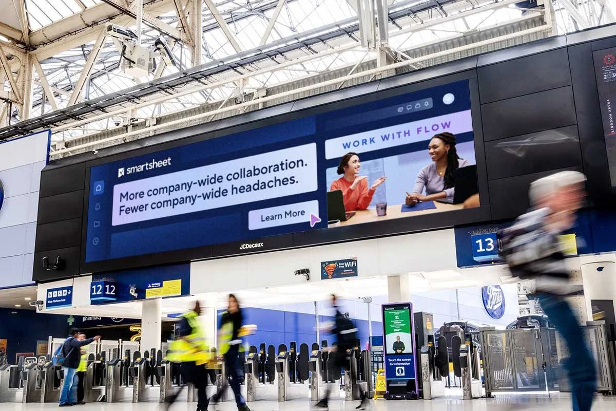 2604-billboard-OOH-station.jpg