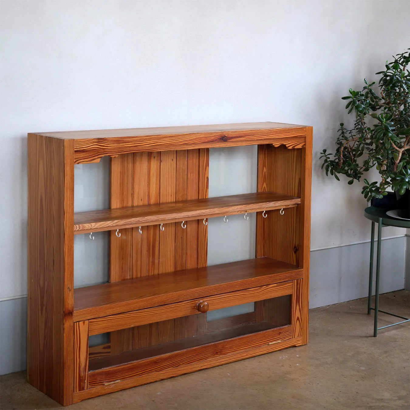 PitchPine_0003_Furniture shots5093v1a.jpg