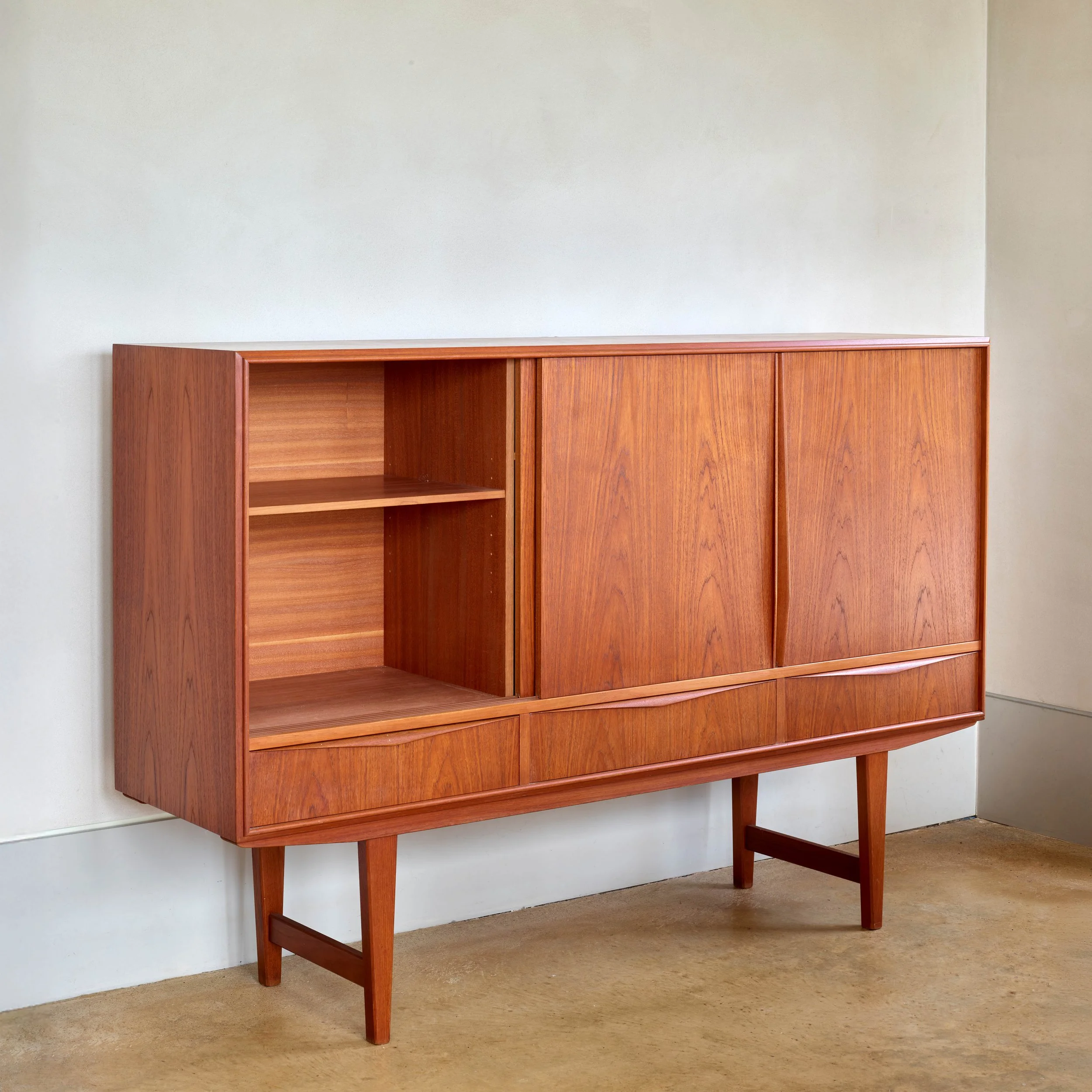 Tall sideboard.psd_0006_Hester 2124496v7.jpg