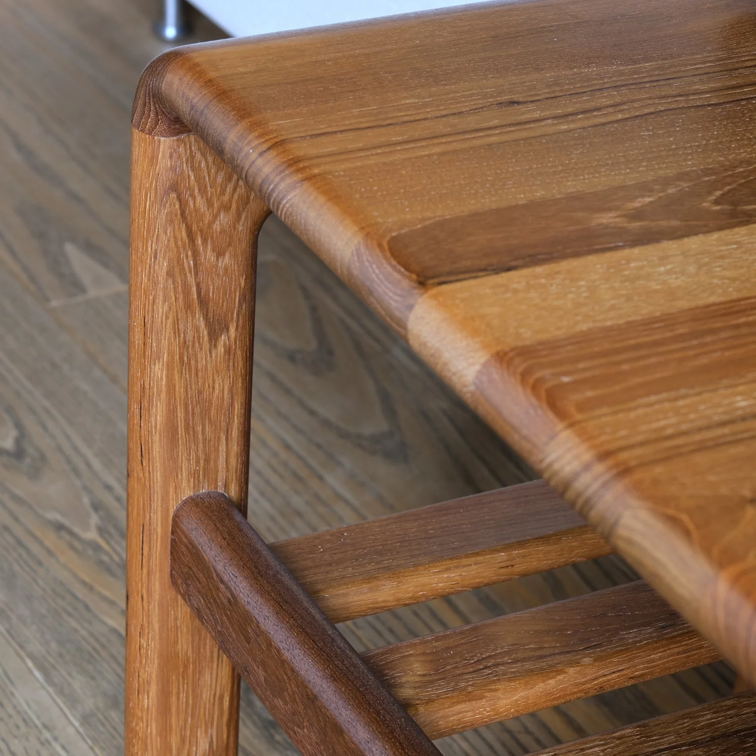 Furniture shots4979v1.jpg