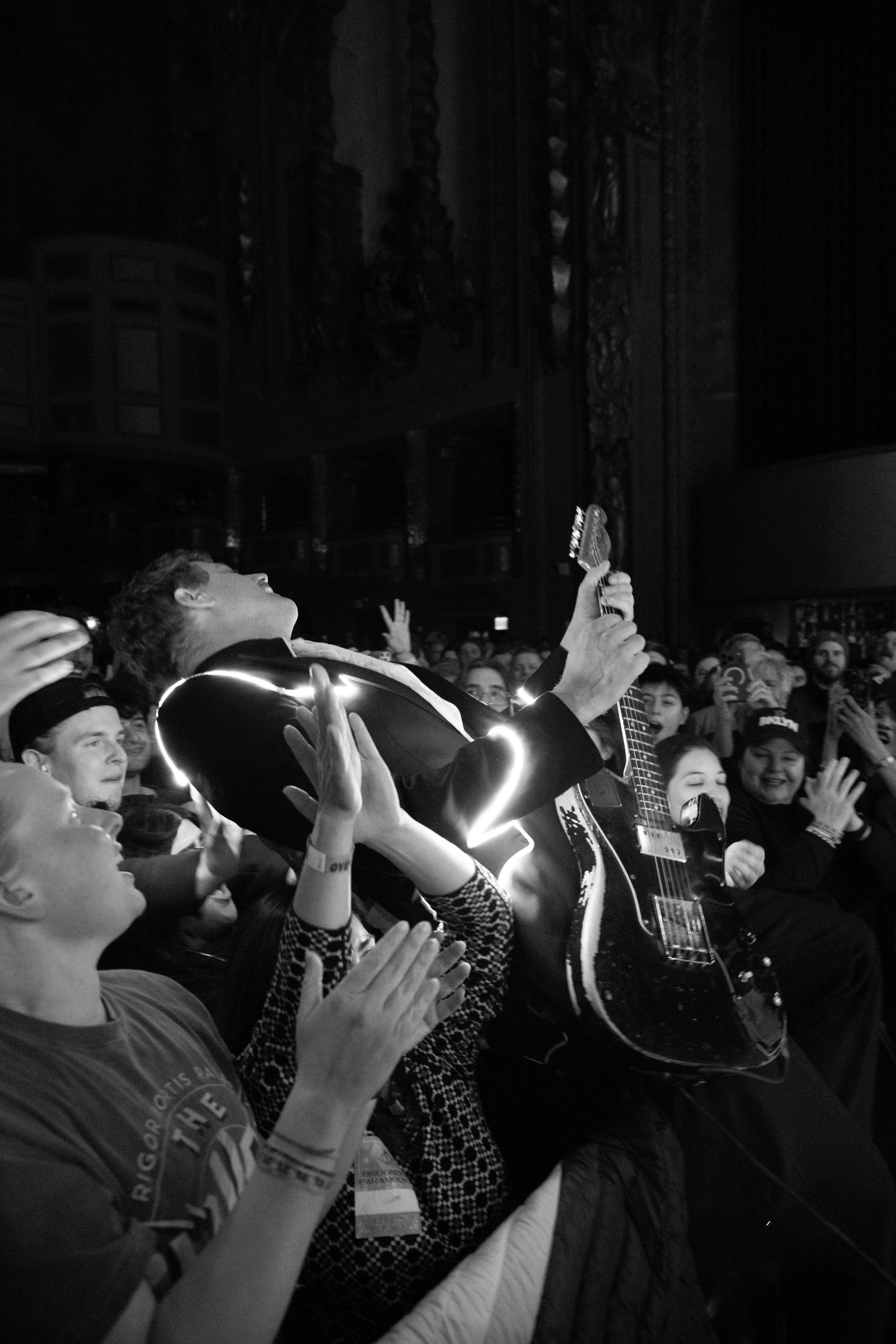 THE HIVES THE CHATS BROOKLYN PARAMOUNT PHOTOGRAPHED BY ANDREW WILLIS 23-2.JPG